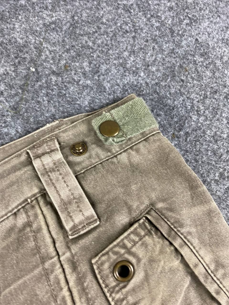 Japanese Brand japanese brand streetwear cargo pants nice design Size US 29 - 14 Thumbnail