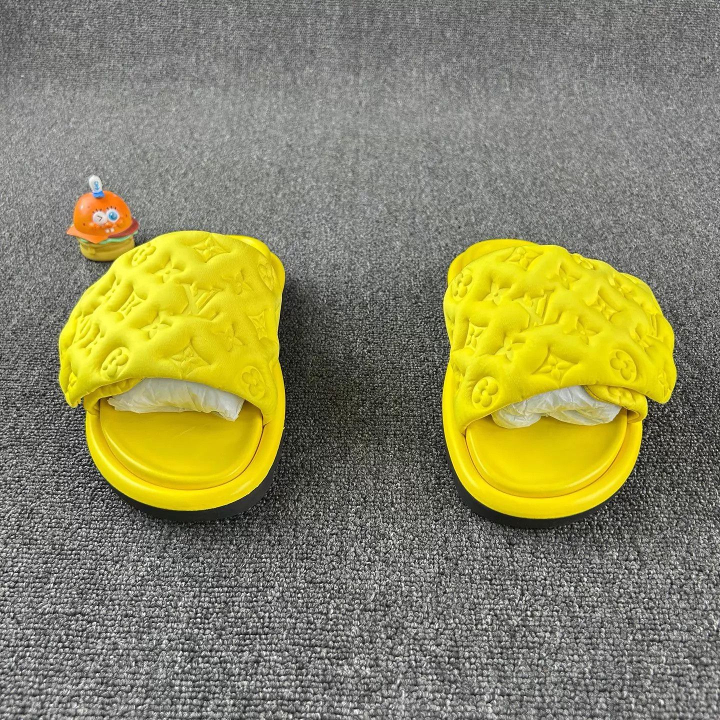 Louis Vuitton LV Yellow Embossed Monogram Slippers EU37 Size US 6.5 / IT 36.5 - 2 Thumbnail