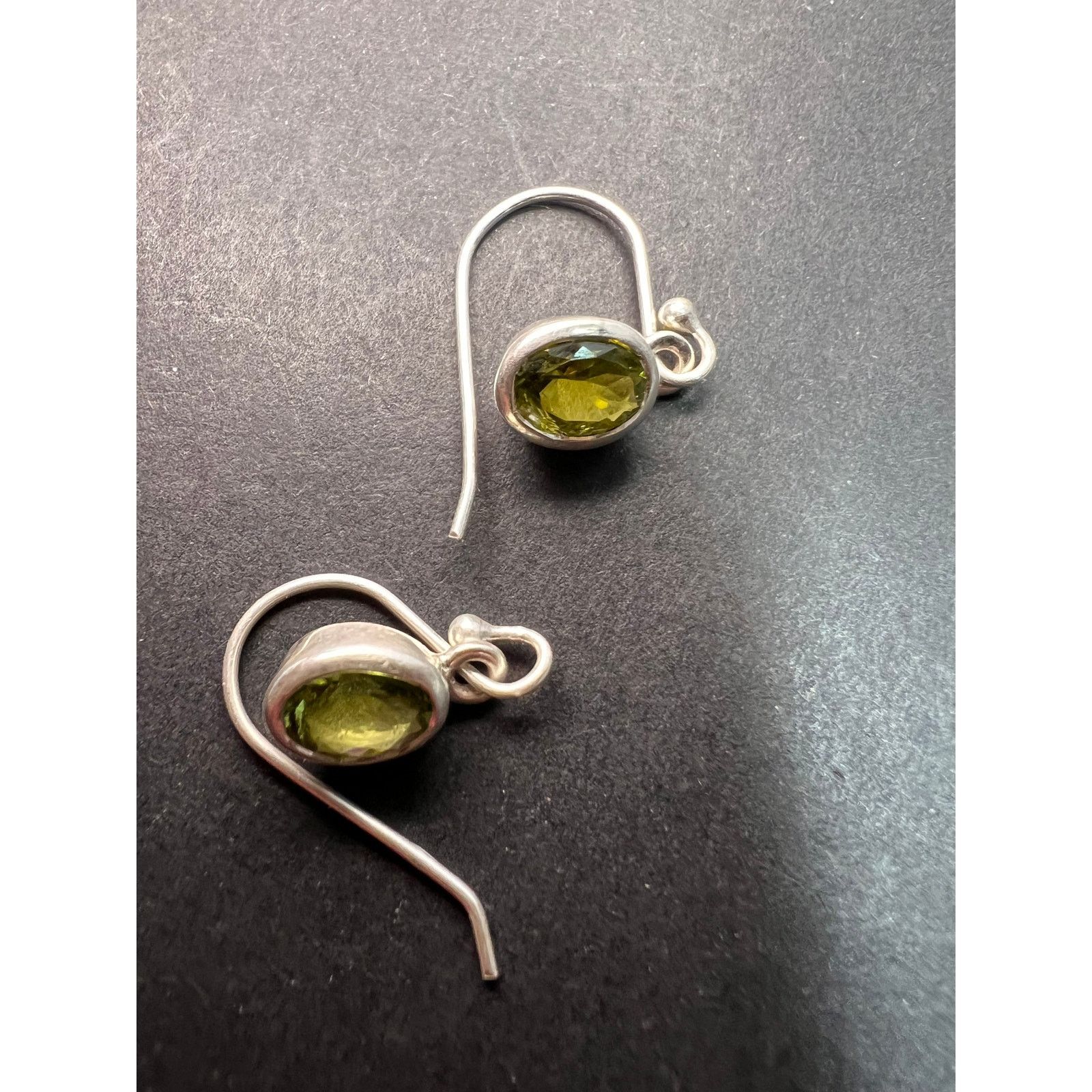 Other NEW Peridot sterling silver dangle earrings Size ONE SIZE - 9 Thumbnail