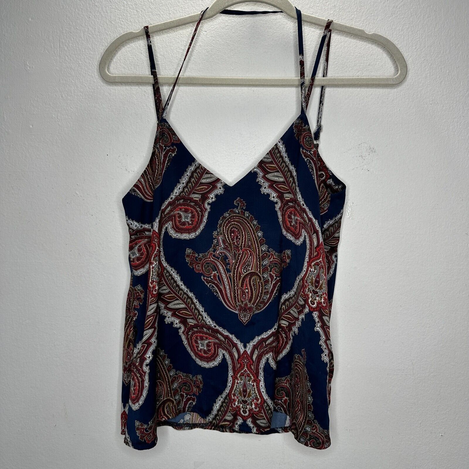 Other Missguided Blue Red Paisley VNeck Strappy VBack Blouse 6 Size M / US 6-8 / IT 42-44 - 11 Thumbnail