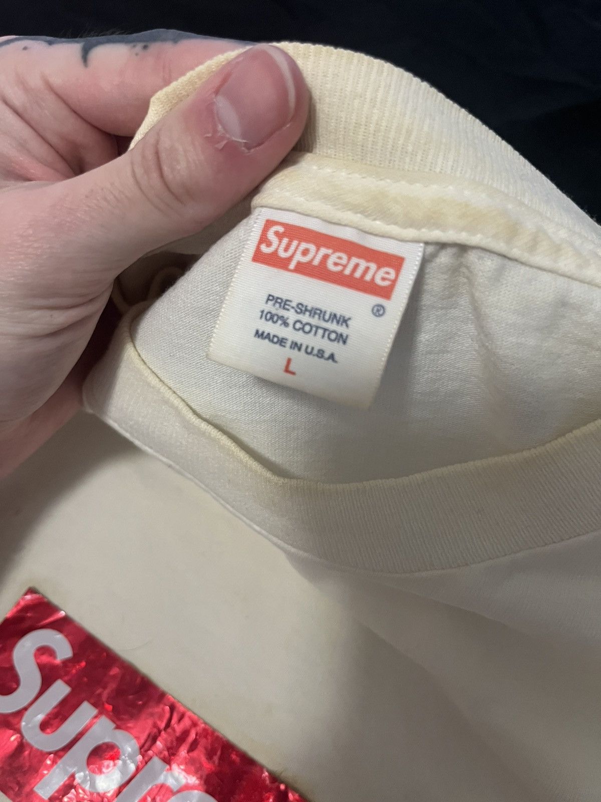 Supreme Supreme holographic box logo tee red Size US L / EU 52-54 / 3 - 7 Thumbnail