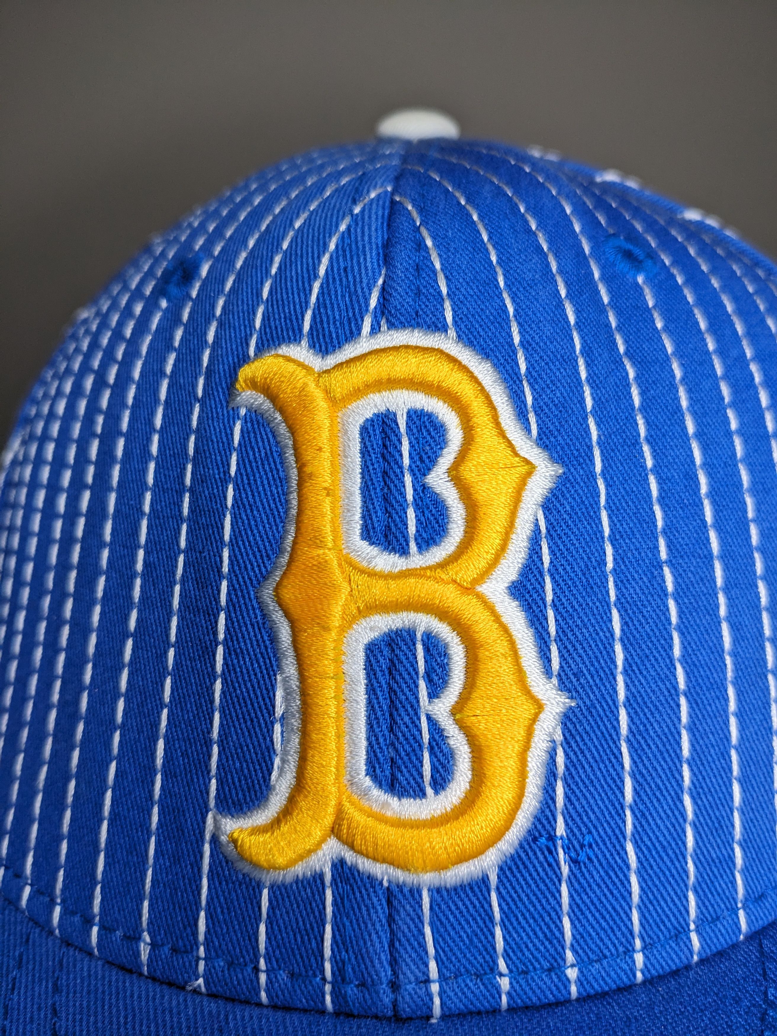 Adidas UCLA Bruins Adidas Pinstripe Snapback Hat Cap Adult OS NCAA Size ONE SIZE - 2 Thumbnail