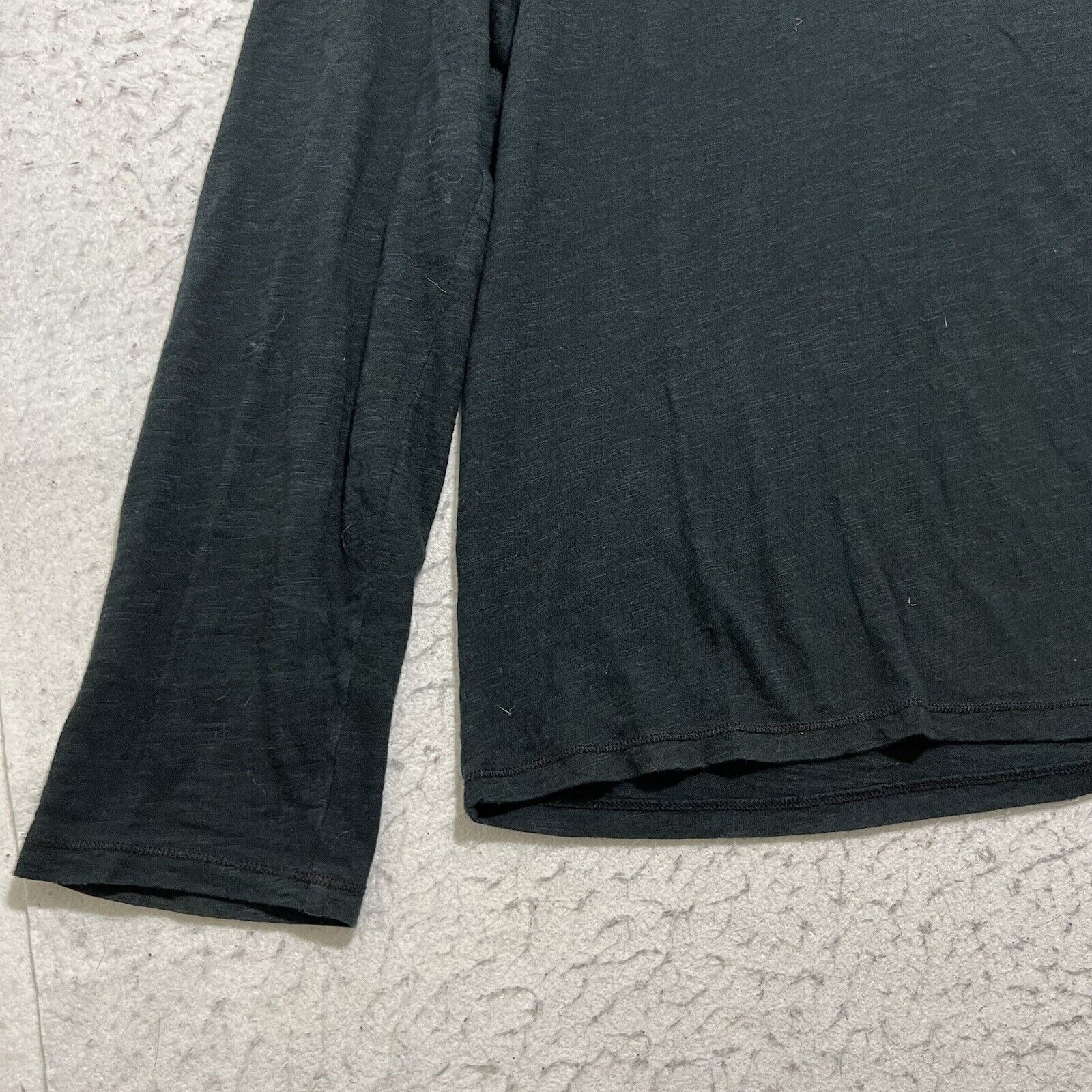Club Monaco Club Monaco Henley Neck Snap Button Black Pullover T Shirt Size US XL / EU 56 / 4 - 5 Thumbnail