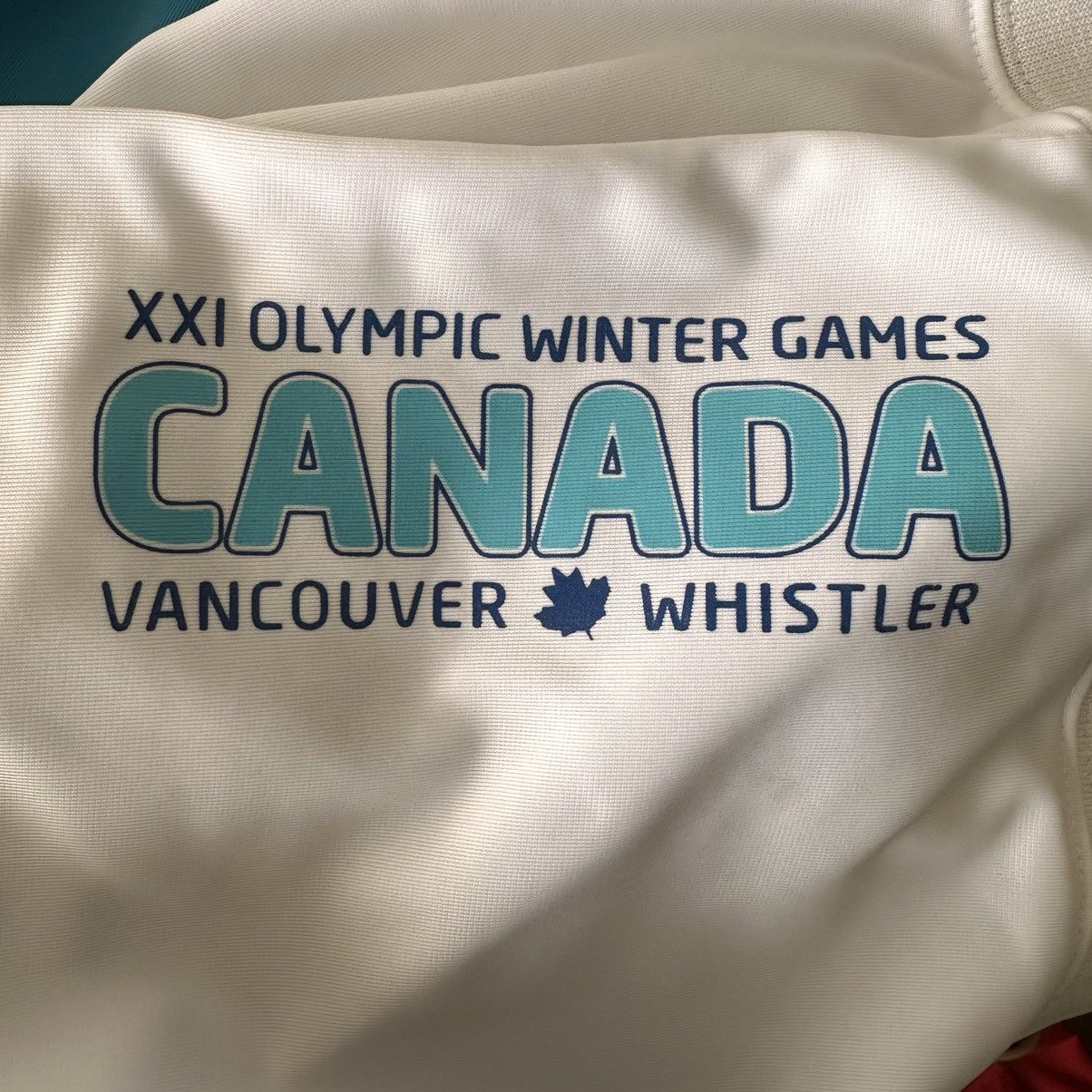 USA Olympics 2010 Vancouver Winter Olympics Womens Track Jacket Size L / US 10 / IT 46 - 8 Thumbnail
