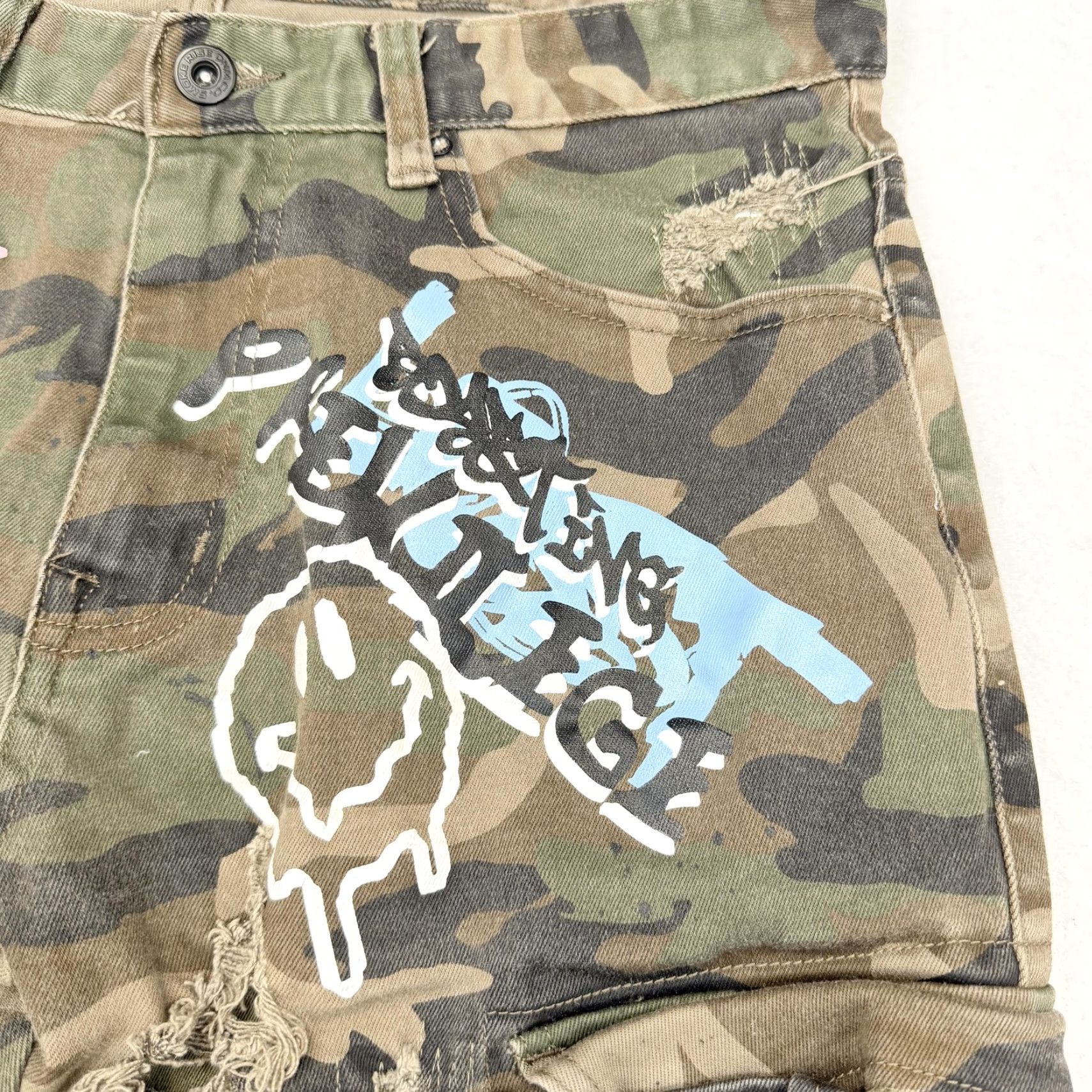 Denime Smoke Rise Cargo Shorts Mens 34 Green Camo Distressed Denim Streetwear Shorts Size US 34 / EU 50 - 4 Thumbnail