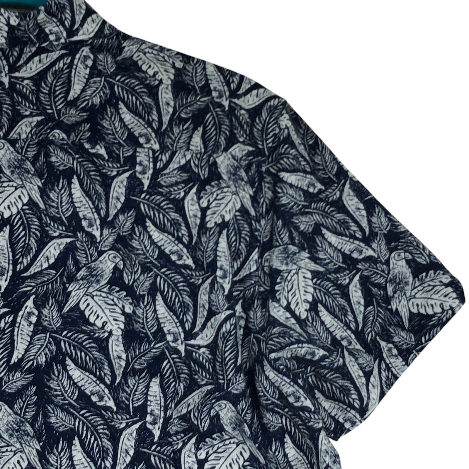 Ted Baker Ted Baker Shirt L Toucan Leaf Resort Short Sleeve Button Up Size US L / EU 52-54 / 3 - 14 Thumbnail