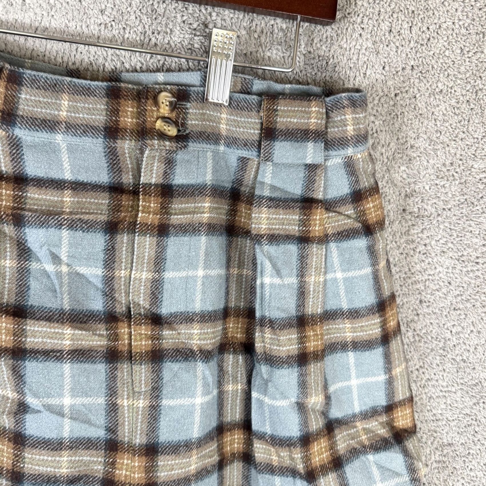 Vintage VINTAGE Cambridge Dry Goods Shorts Womens 10 Blue Plaid Wool Bermuda Pleated Size 32" / US 10 / IT 46 - 3 Thumbnail