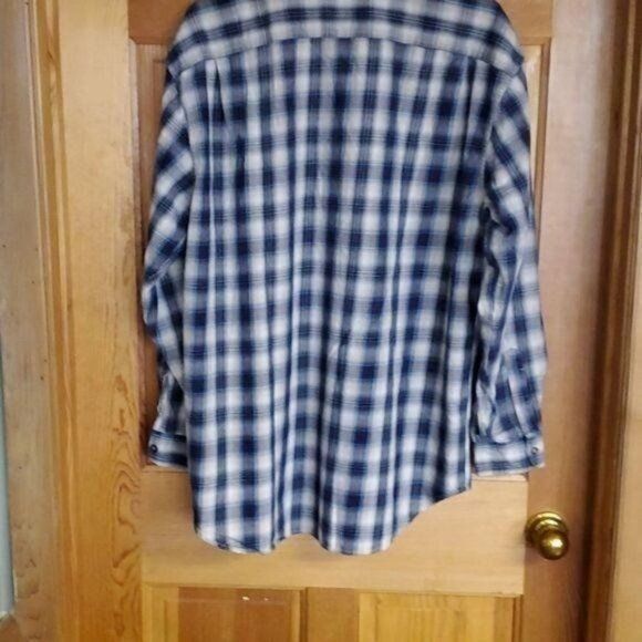 G.H. Bass & Co. G.H. Bass & Co. BASS Teal Plaid Casual Buttoned Down Sz. L S Size US L / EU 52-54 / 3 - 6 Thumbnail