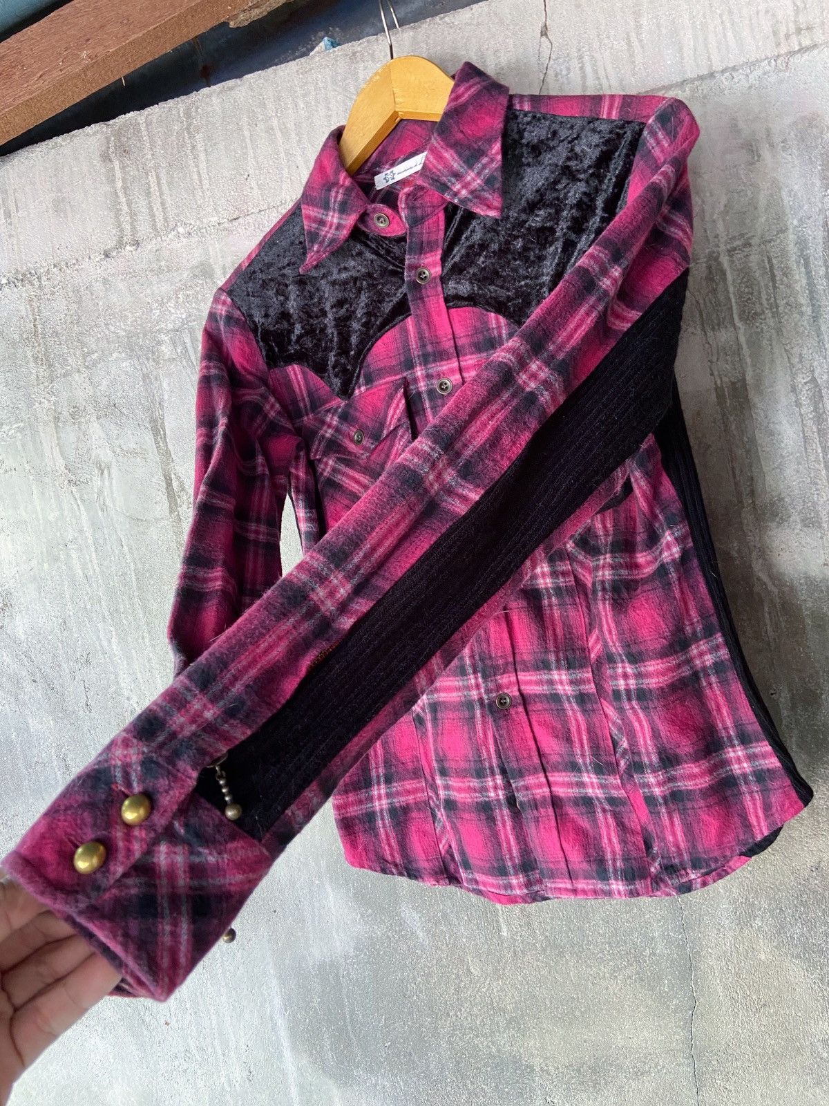 Beauty Beast × Hysteric Glamour × Japanese Brand 🌸JAPANESE GOLD VALLEY BUTTON DOWN SHIRT Size US S / EU 44-46 / 1 - 3 Thumbnail
