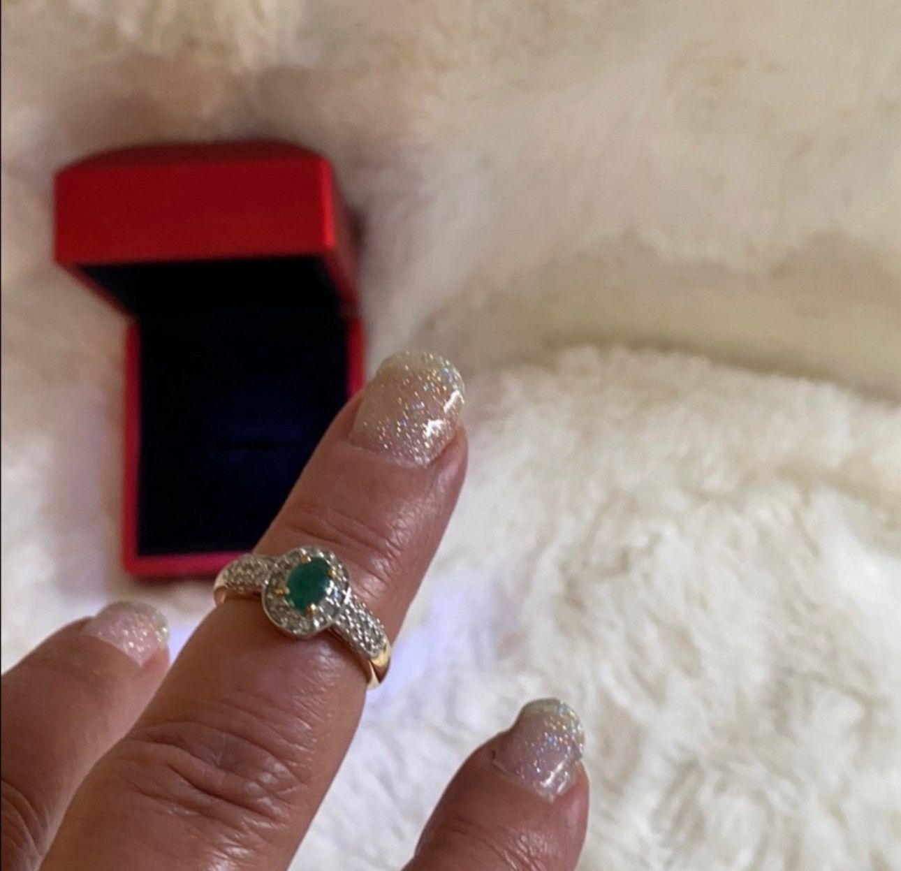 Other 10k real gold. Genuine emerald and diamonds. Size ONE SIZE - 2 Thumbnail