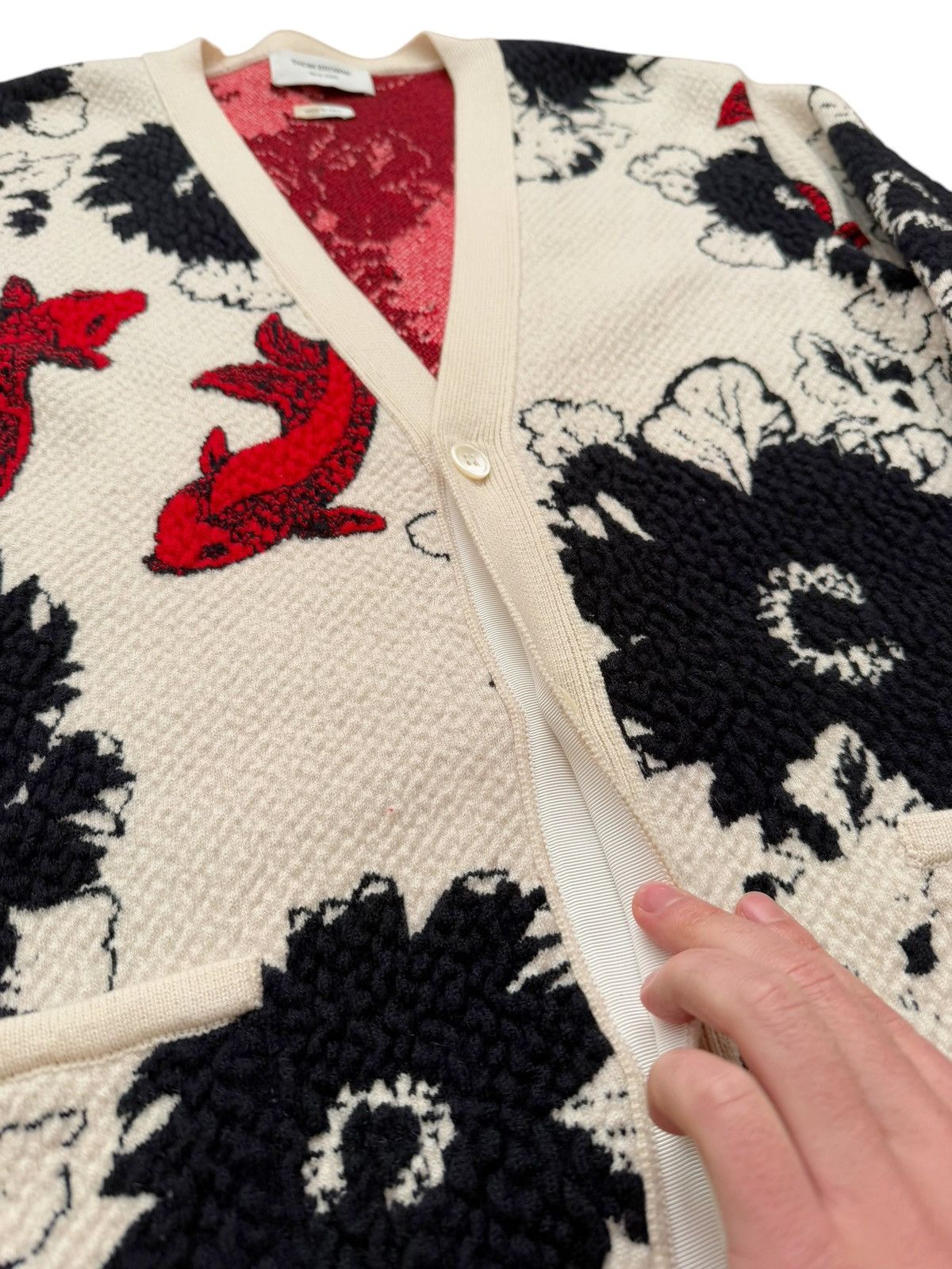 Thom Browne Textured Cashmere Koi Fish Cardigan Size US XXL / EU 58 / 5 - 7 Thumbnail