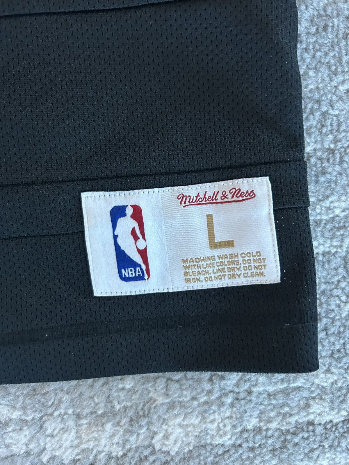 Mitchell & Ness × October's Very Own 2016 Ovo X Toronto Raptors X Mitchell & Ness Warm up Jersey Size US L / EU 52-54 / 3 - 3 Thumbnail