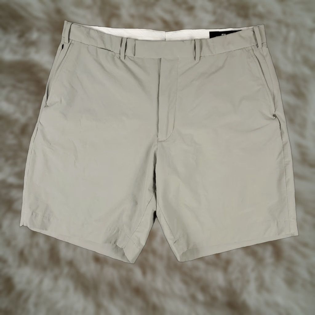 Ralph Lauren RLX Ralph Lauren Shorts Mens Size 38 Gray Nylon Golf Chino Flat Front Casual Office Workwear Modern Sports Size US 38 / EU 54 - 1 Thumbnail