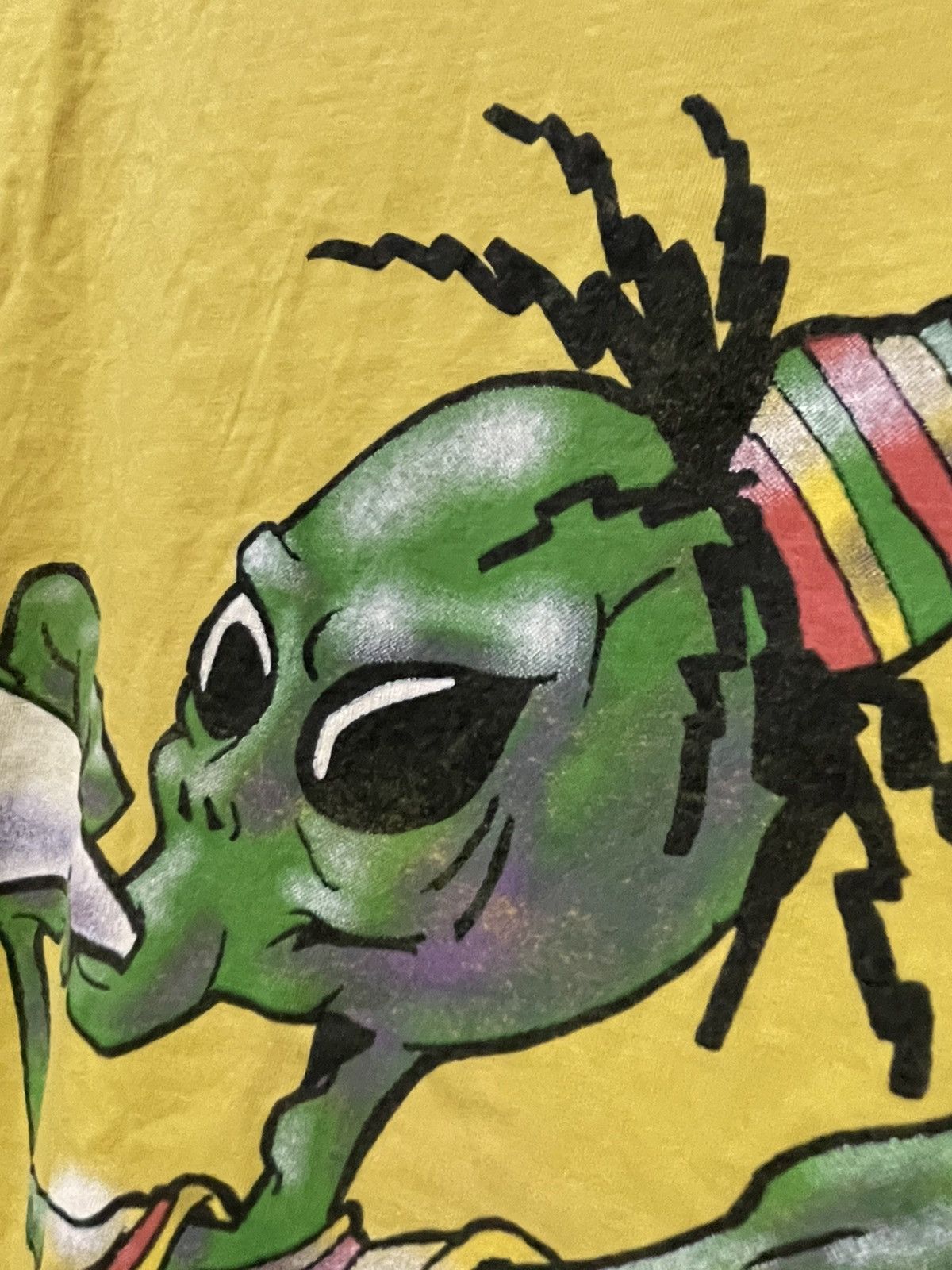 Vintage Vintage Paff Alien Space Kiffer Wear Smoke Tee Humor Y2K 90s Size US L / EU 52-54 / 3 - 6 Thumbnail