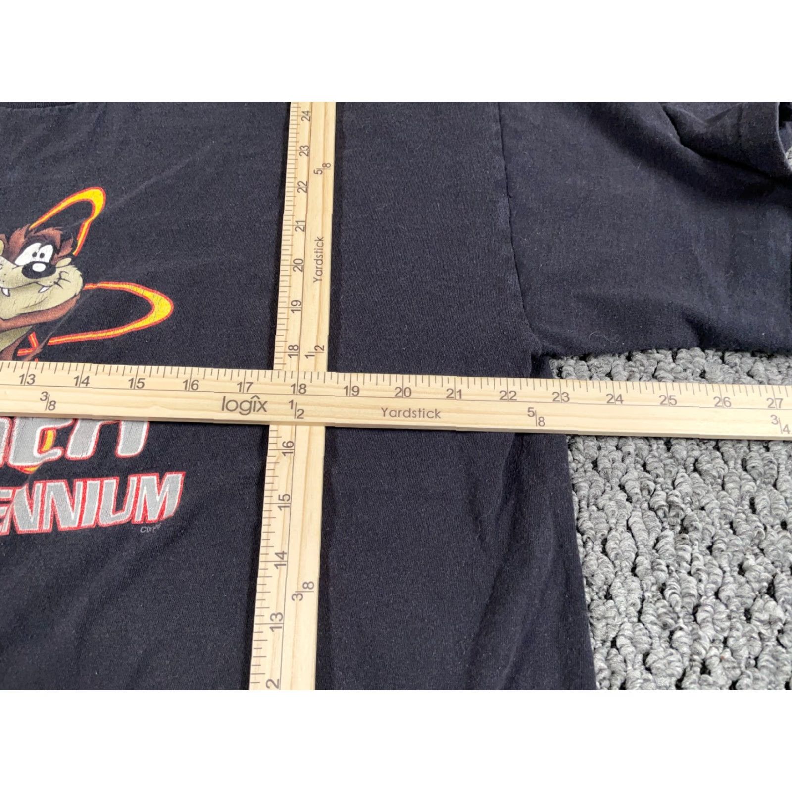 Vintage VINTAGE Looney Tunes Tasmanian Devil T-Shirt Graphic Tee Adult XL Black 90s Cartoon Mens Size US XL / EU 56 / 4 - 5 Thumbnail