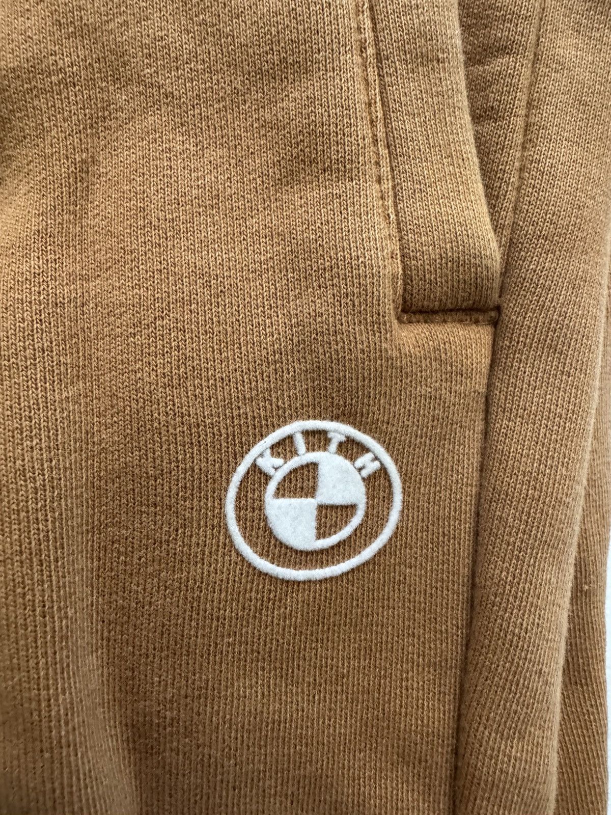 BMW Kith for BMW Williams I Sweatpants - Large Size US 33 - 2 Thumbnail