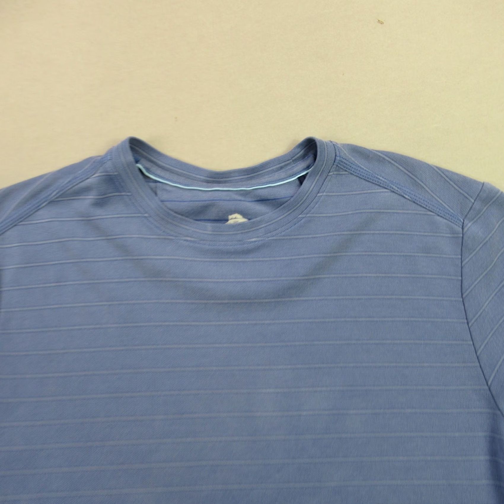 Tommy Bahama Tommy Bahama Mens Short Sleeve Crew Neck Shirt Blue Striped - Cotton - Lightweight Casual Size US S / EU 44-46 / 1 - 2 Thumbnail