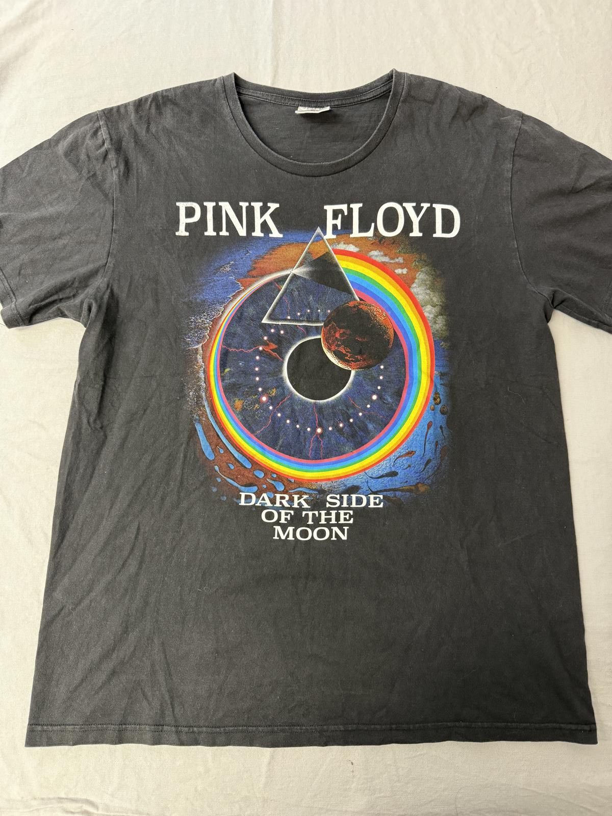Designer Pink Floyd DSOTM Rainbow Eyeball T-shirt - XL Size US XL / EU 56 / 4 - 1 Thumbnail
