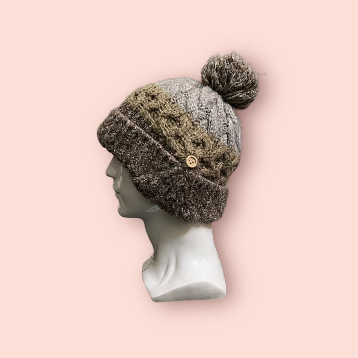 Other VINTAGE JAPAN CABLE KNITTED BEANIE VIVIENNE STYLE DESIGN Size ONE SIZE - 9 Thumbnail