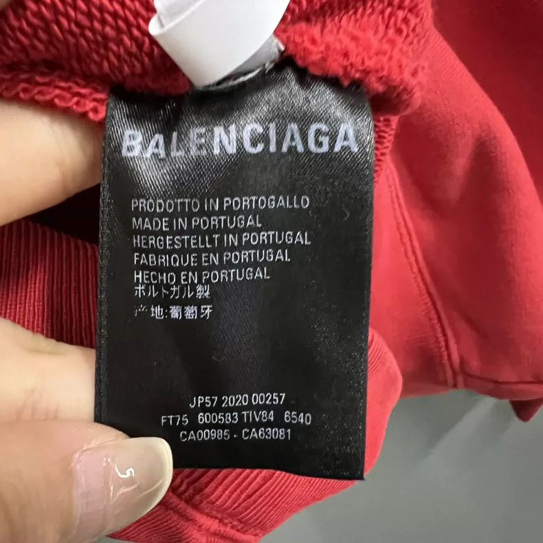 Balenciaga Balenciaga Red Back Printed Large Logo Hoodie Size US S / EU 44-46 / 1 - 4 Thumbnail