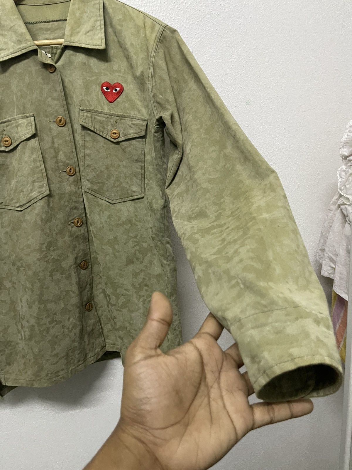 Comme des Garcons PLAY AD 2009 COMME DES GARCONS PLAY CAMO BUTTON UP FADED Size US M / EU 48-50 / 2 - 7 Thumbnail