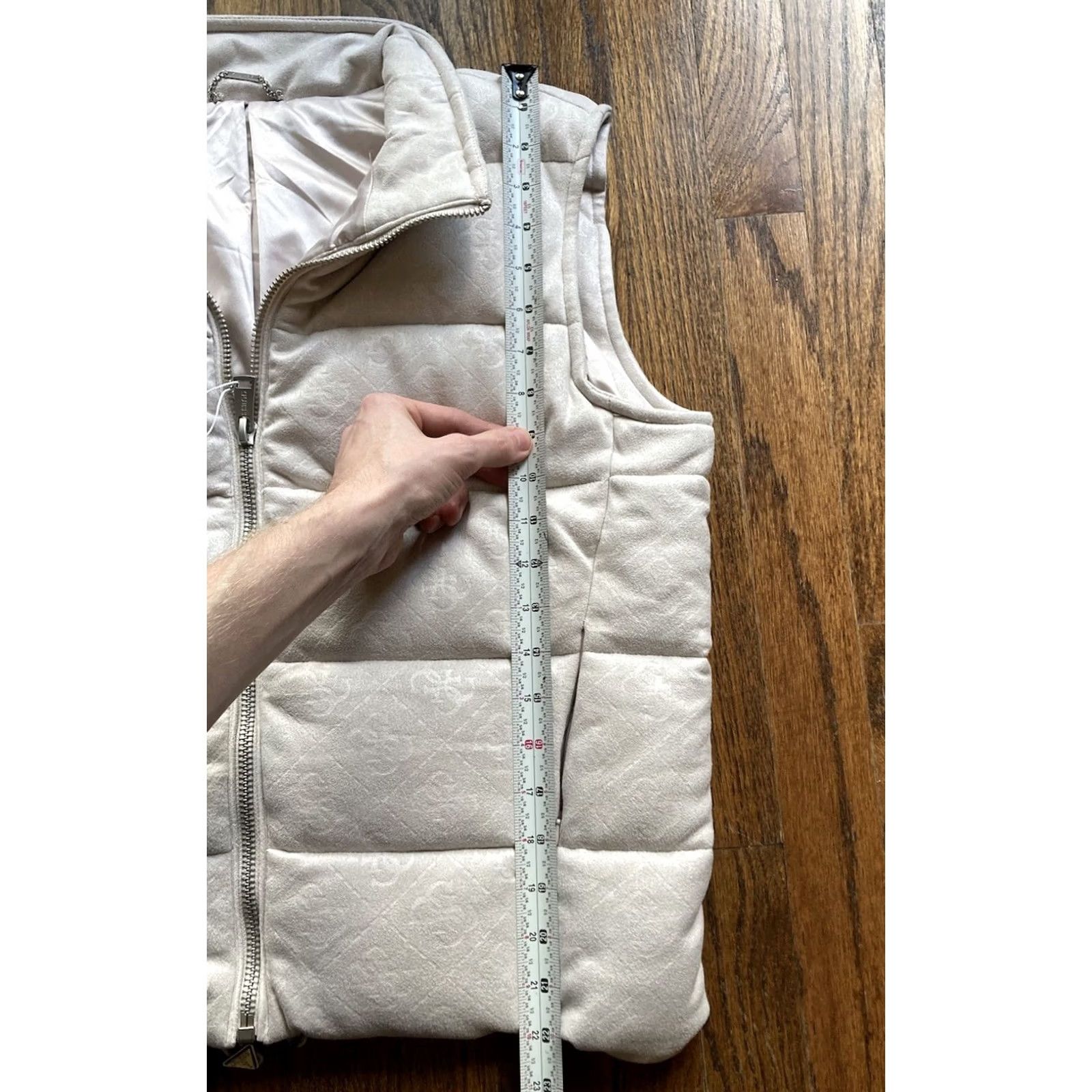 Guess NWT Guess Jemi Puffer Vest Womens Size Medium Cream Full Zip MSRP 58 NEW Size M / US 6-8 / IT 42-44 - 7 Thumbnail