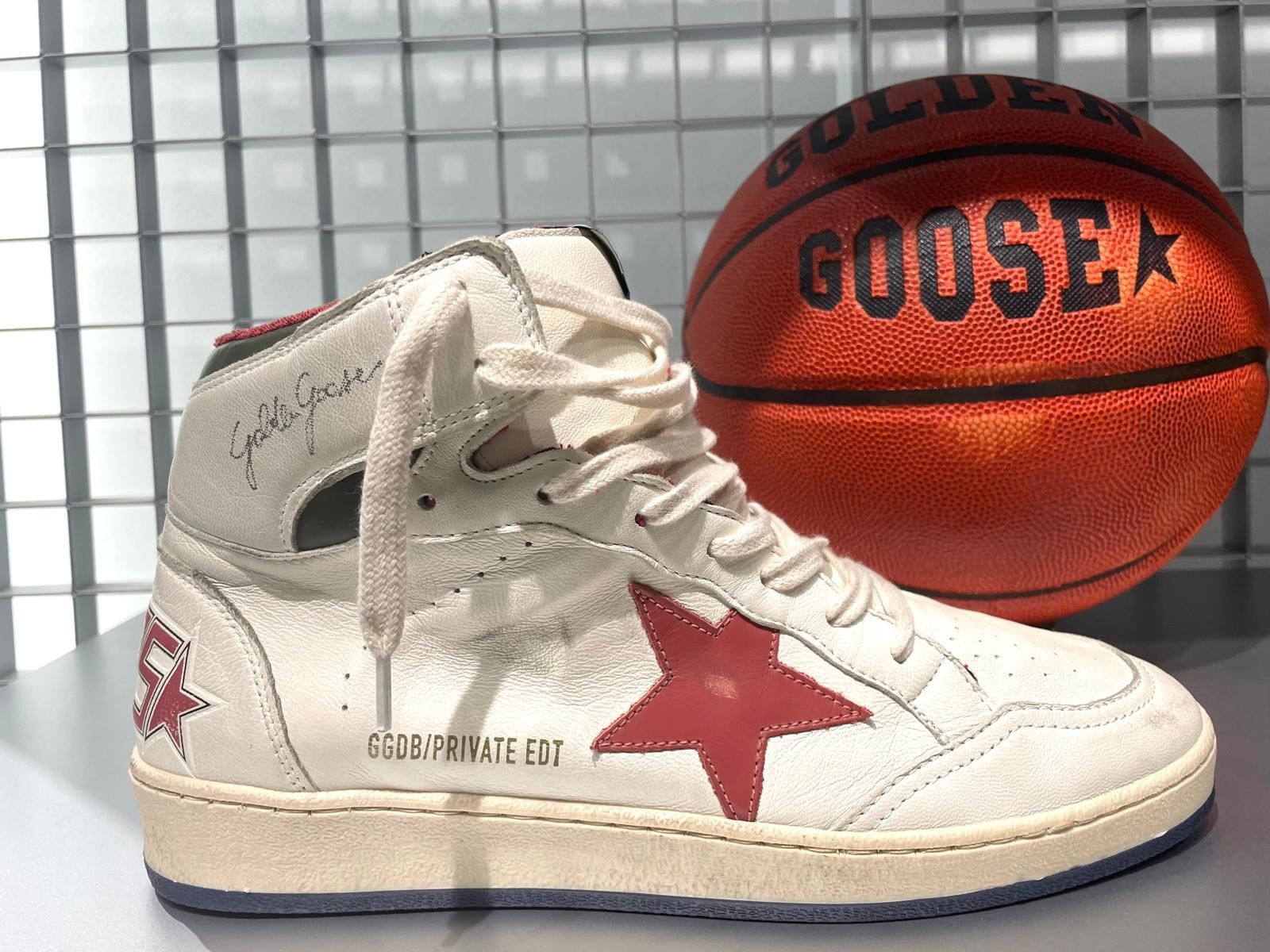 Golden Goose Golden Goose Sky Star Sneakers Size US 7 / EU 40 - 2 Thumbnail