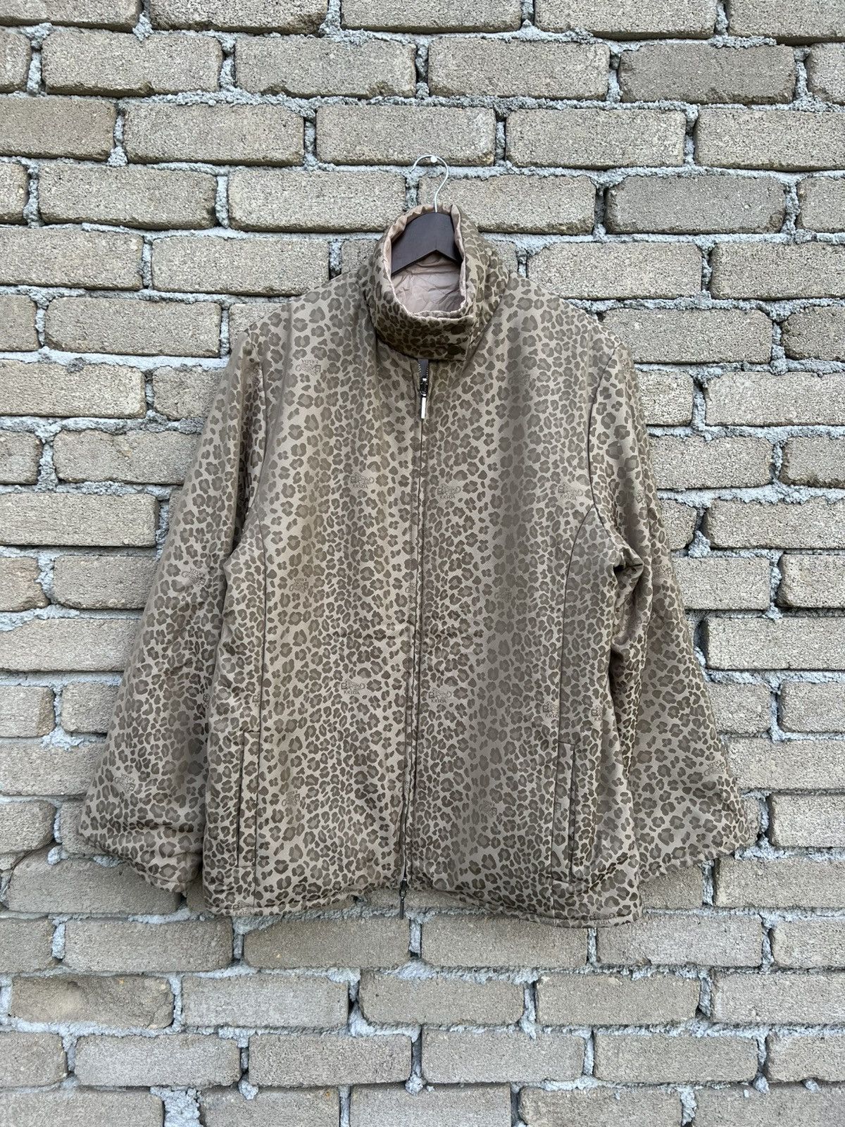 Krizia Krizia Leopard Fullprint Reversible Down Jacket Size XL / US 12-14 / IT 48-50 - 2 Thumbnail