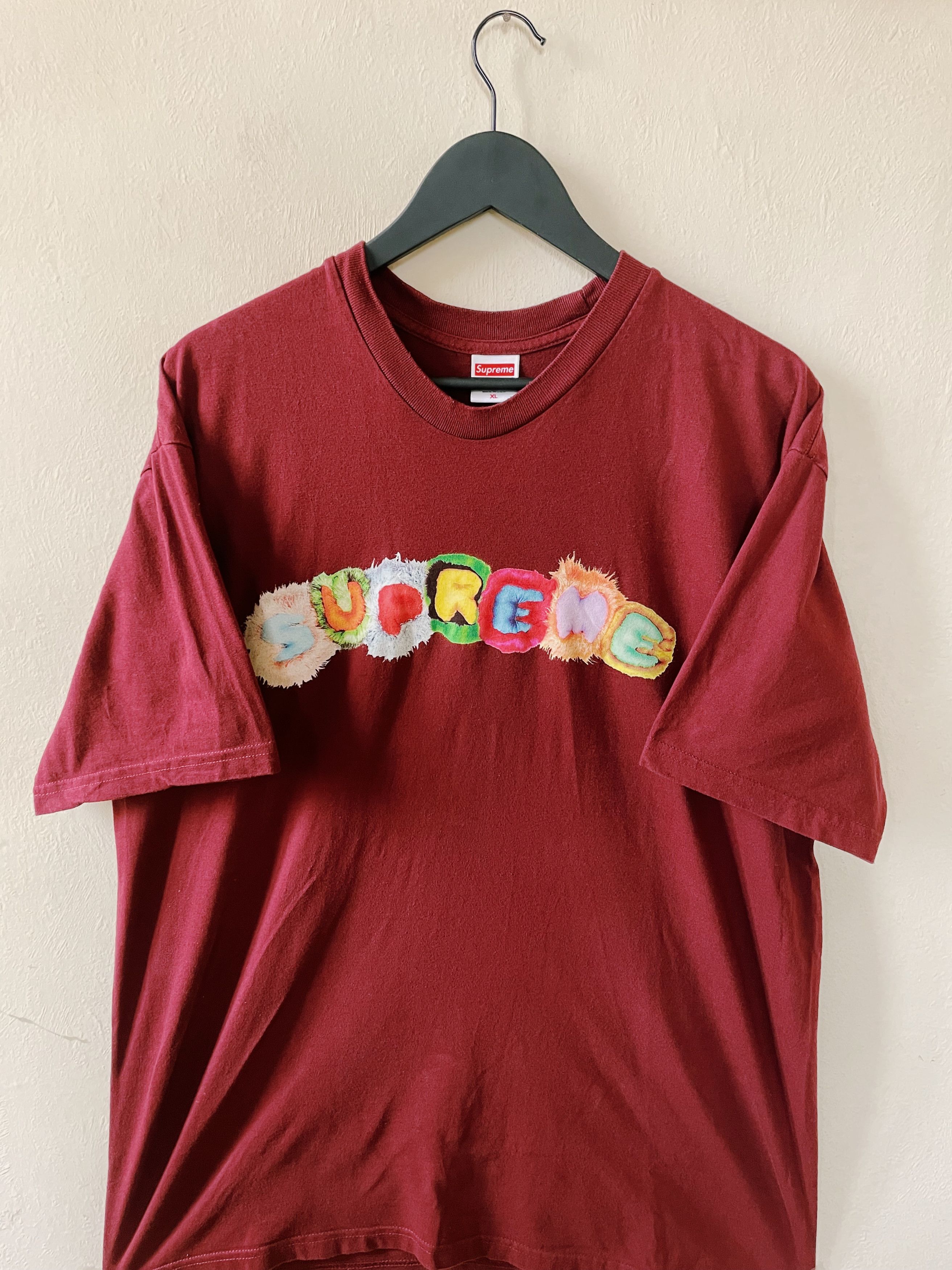 Supreme Supreme Pillows T-shirt Burgundy Size US XL / EU 56 / 4 - 1 Thumbnail