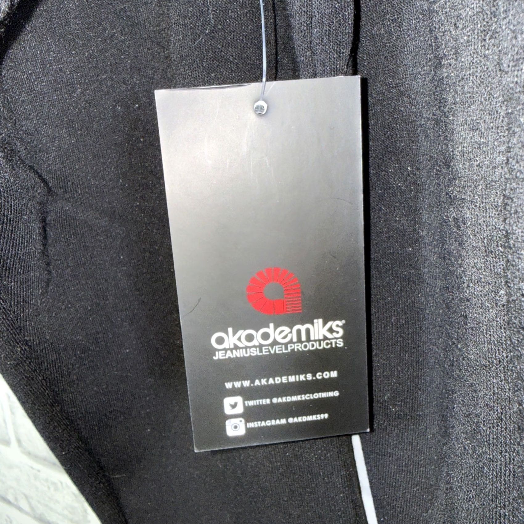 Akademiks NWT Akademiks Black Hooded Sweatshirt Mens Size L Size US L / EU 52-54 / 3 - 5 Thumbnail