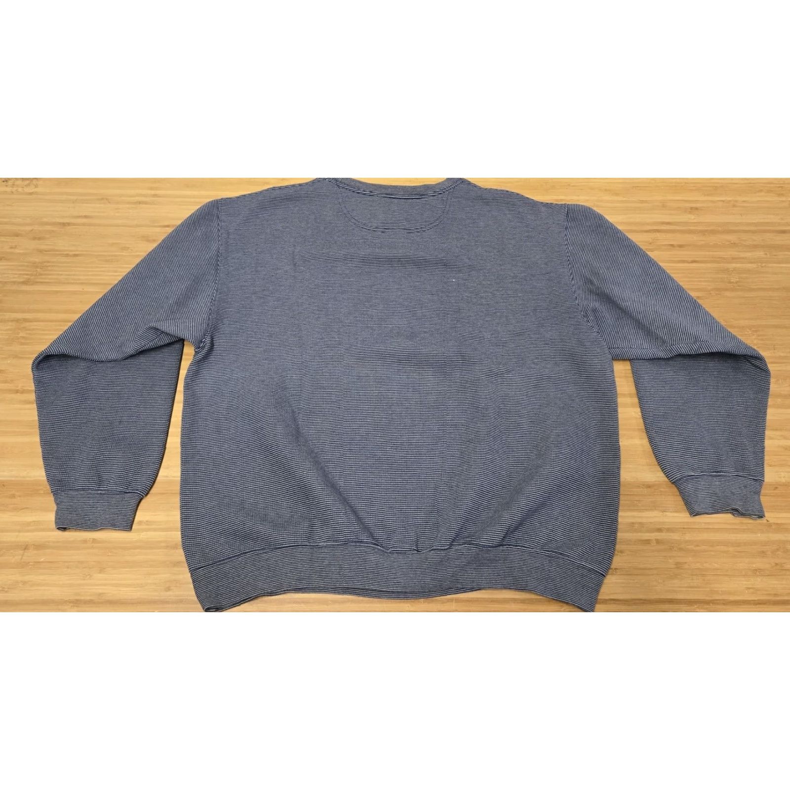 Disney Walt Disney World Mickey Mouse Crewneck Sweatshirt Striped Embroidered Logo Mens L Blue Size US L / EU 52-54 / 3 - 6 Thumbnail