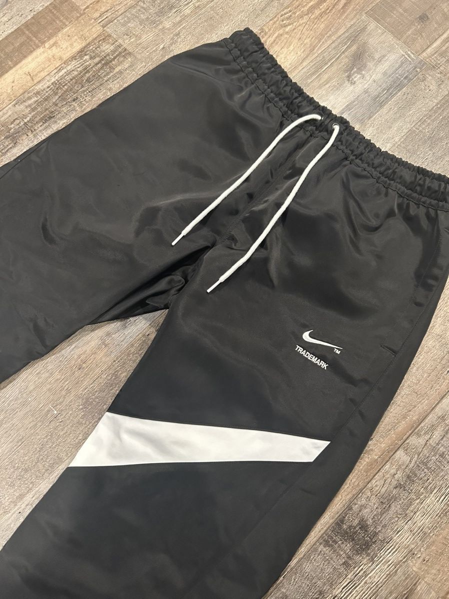 Nike Nike swoosh pants Size US 32 / EU 48 - 2 Thumbnail