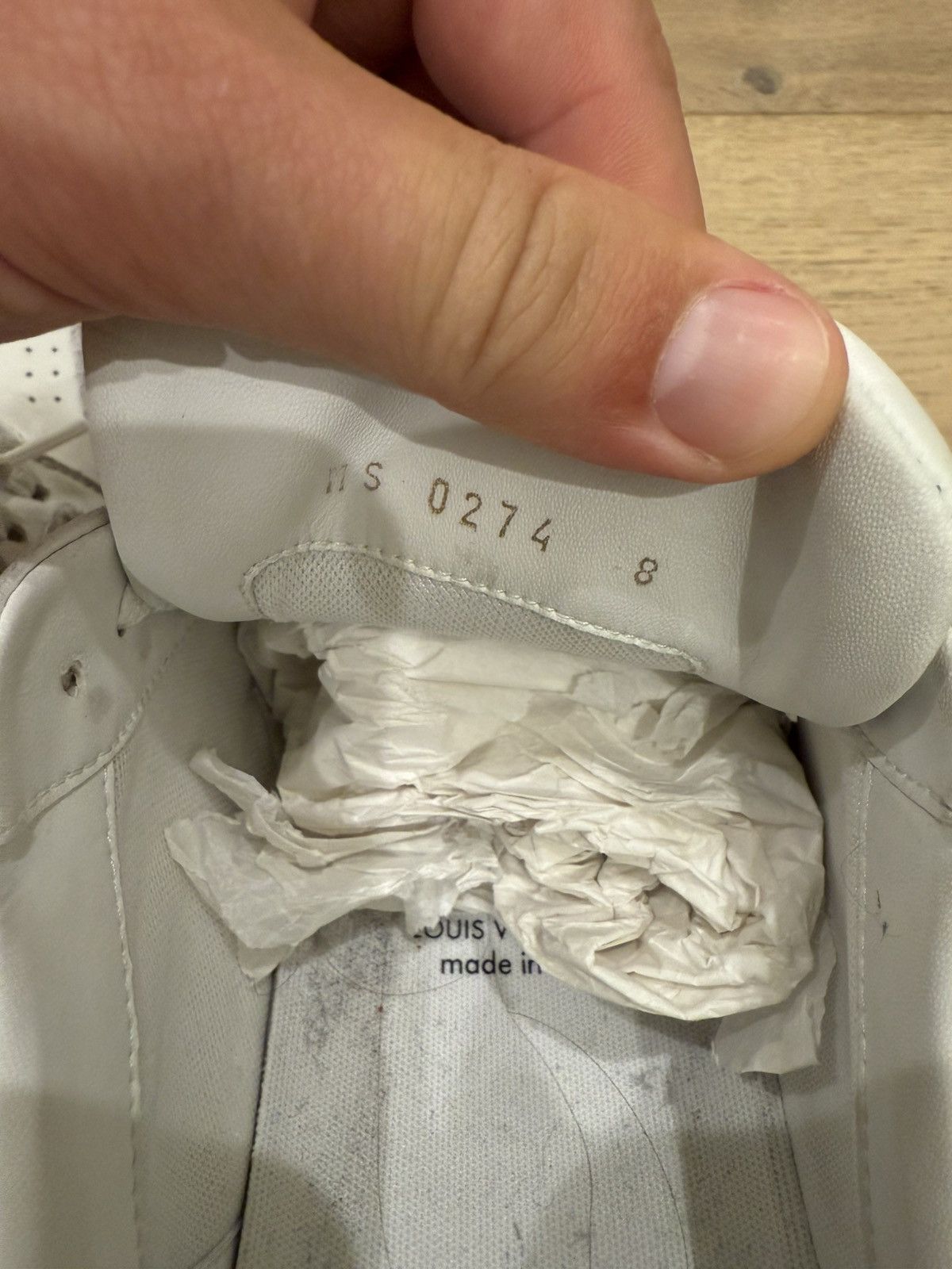 Louis Vuitton LV TRAINER DISTRESSED LEATHER - WHITE Size US 9.5 / EU 42-43 - 10 Thumbnail