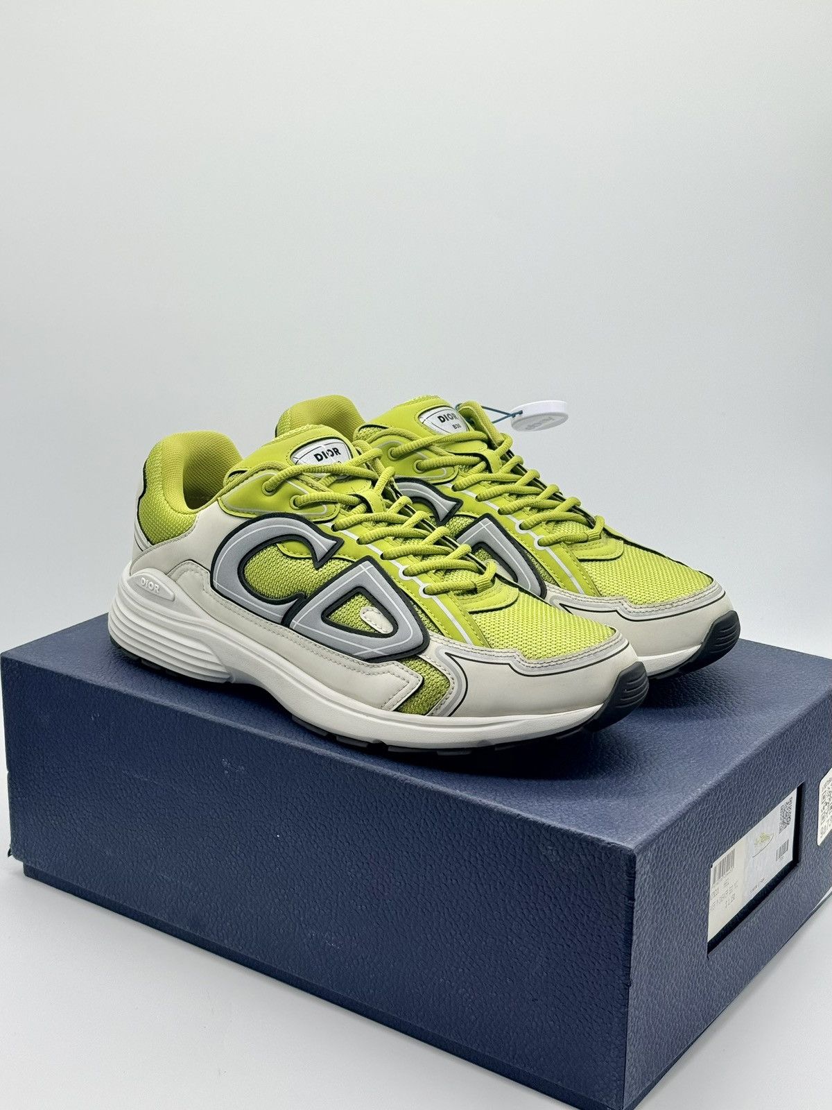 Dior Size 11 - Dior B30 Green White Size US 11 / EU 44 - 1 Thumbnail