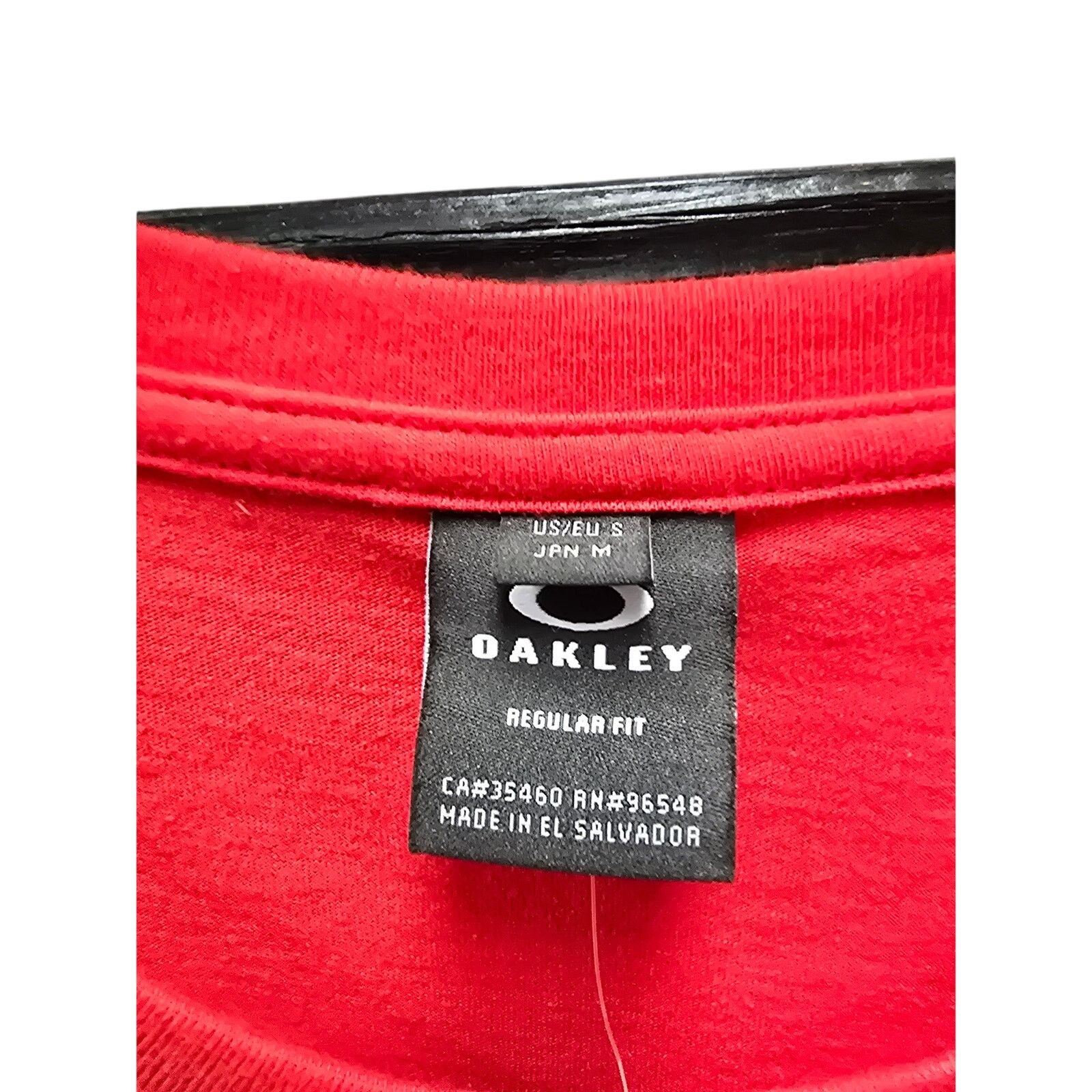 Oakley NWT, Oakley Red T-shirt with Flag Logo, Men's Small Size US S / EU 44-46 / 1 - 3 Thumbnail