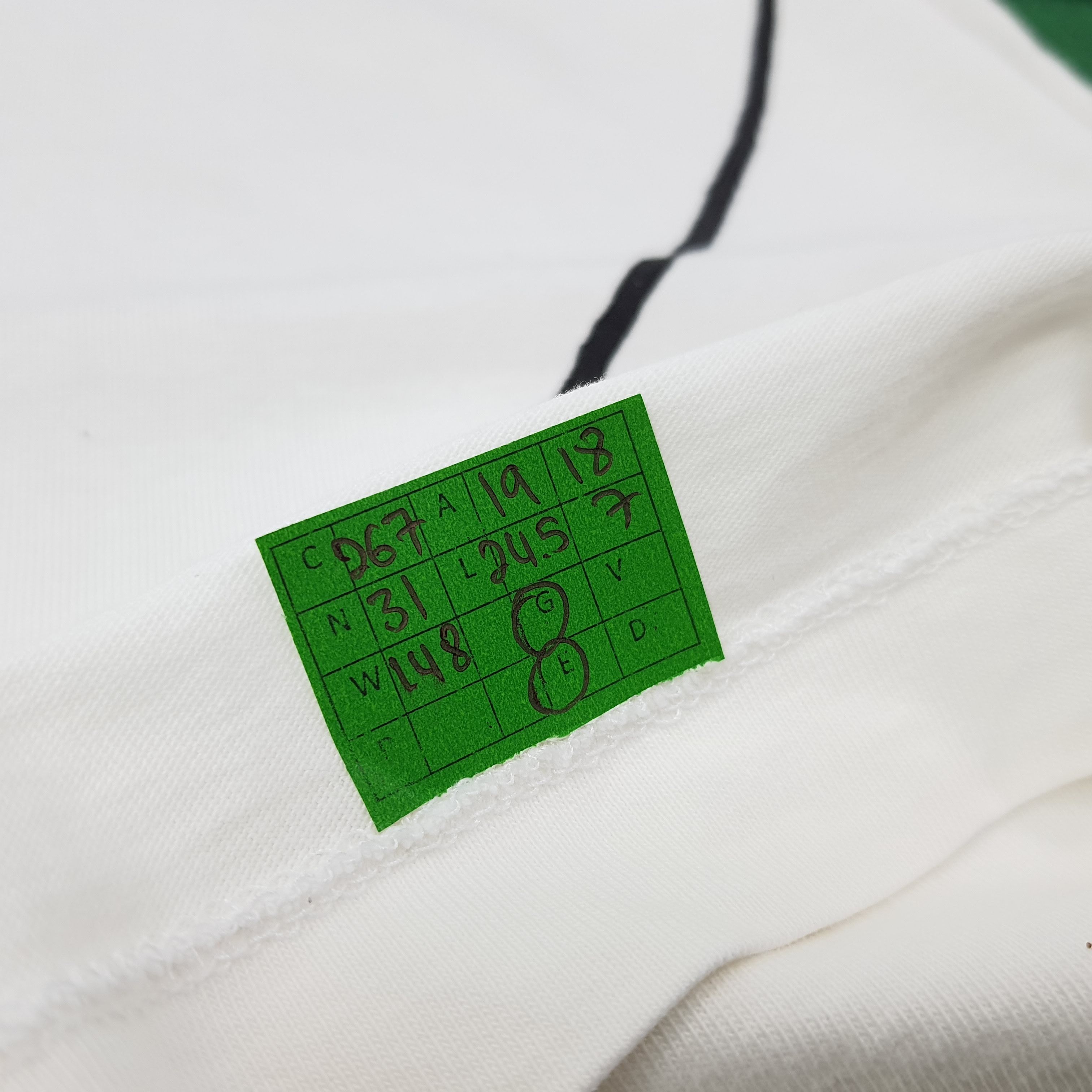 Comme des Garcons PLAY Vintage Comme Des Garcons PLAY Heart Logo Tshirt C267N31 Size M / US 6-8 / IT 42-44 - 9 Thumbnail