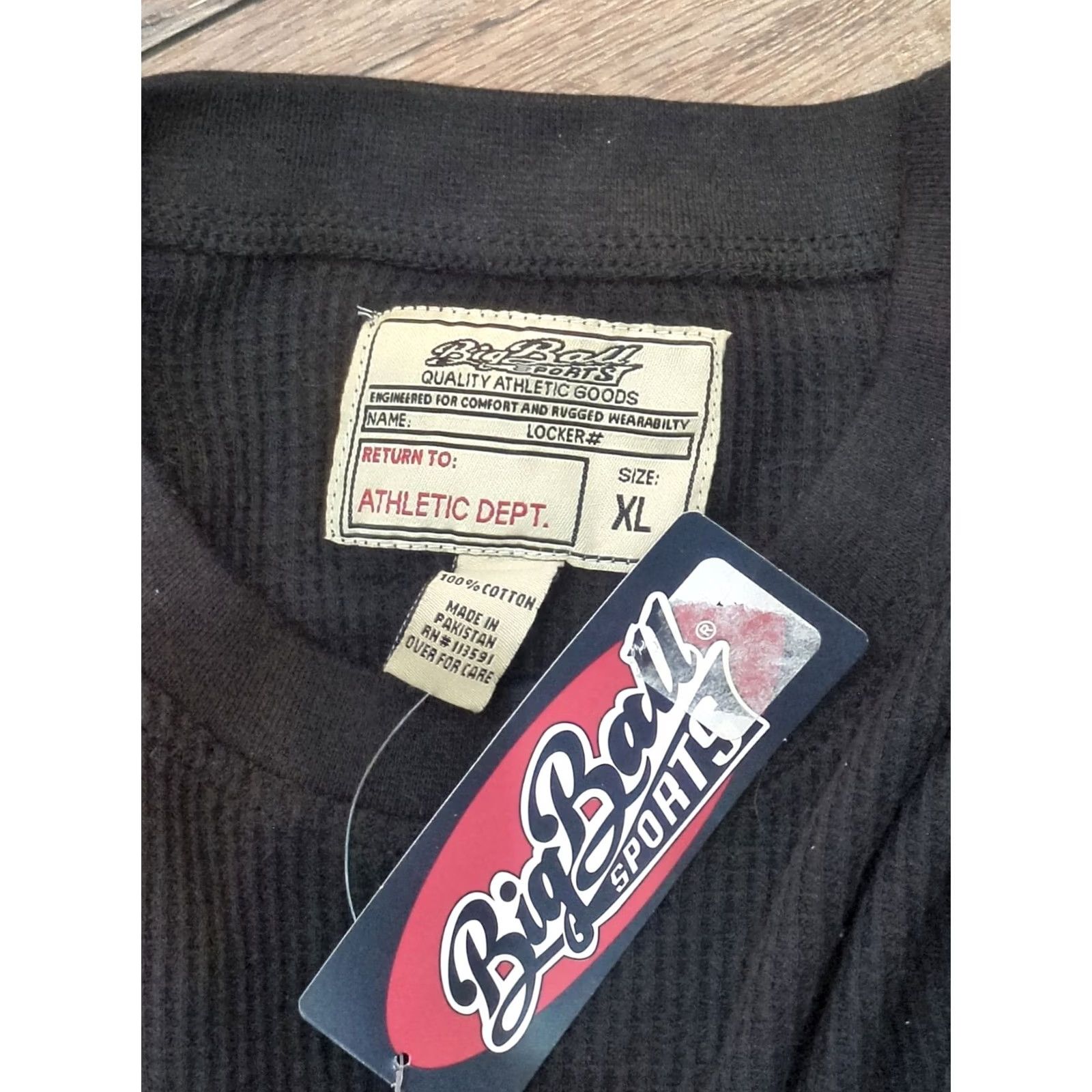 Bally VINTAGE Big Ball Sports Shirt Mens XL Black Thermal Waffle Knit Long Sleeve Crew Neck NWT Size US XL / EU 56 / 4 - 2 Thumbnail