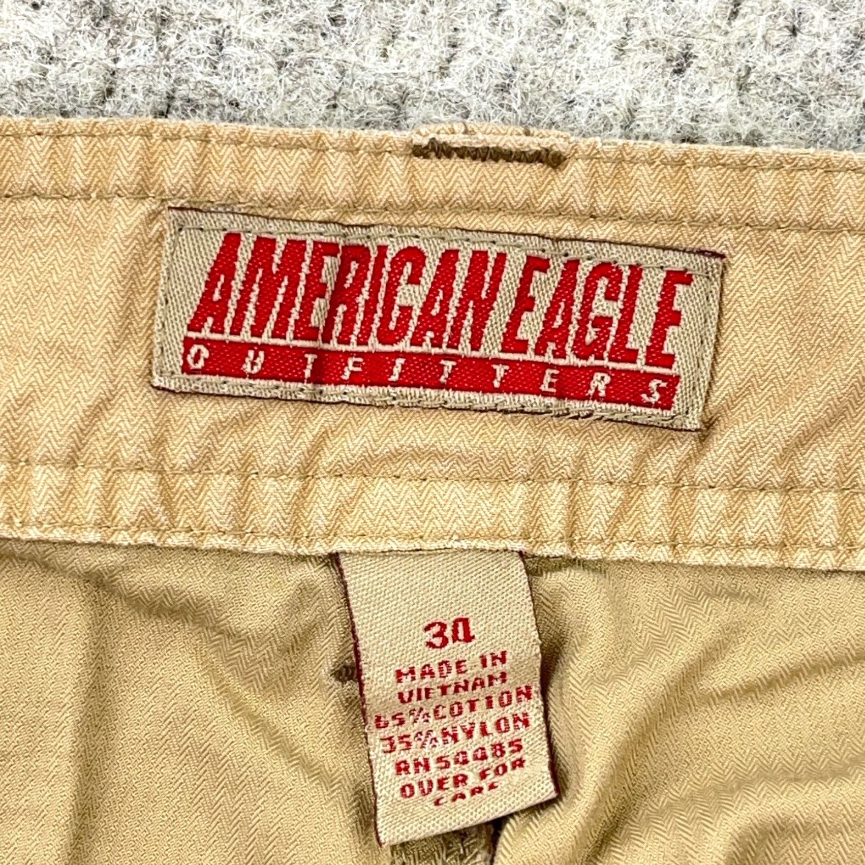 American Eagle Outfitters Vintage Y2K American Eagle Cargo Shorts Men 34 Tan Khaki Tan Baggy Skate Belted Size US 34 / EU 50 - 3 Thumbnail