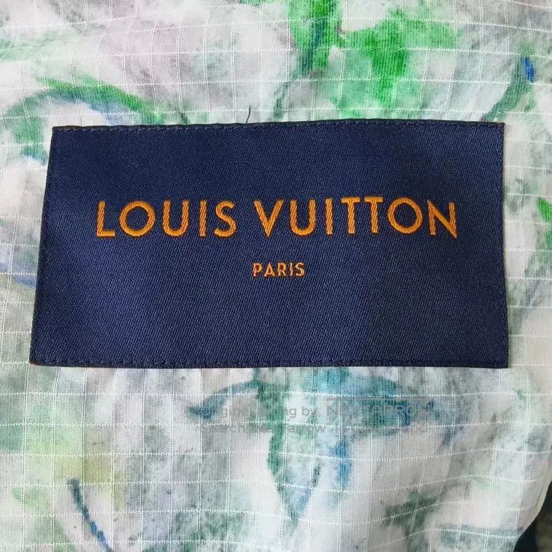 Louis Vuitton Louis Vuitton Crayon Graffiti Logo Jacket. Size US L / EU 52-54 / 3 - 4 Thumbnail