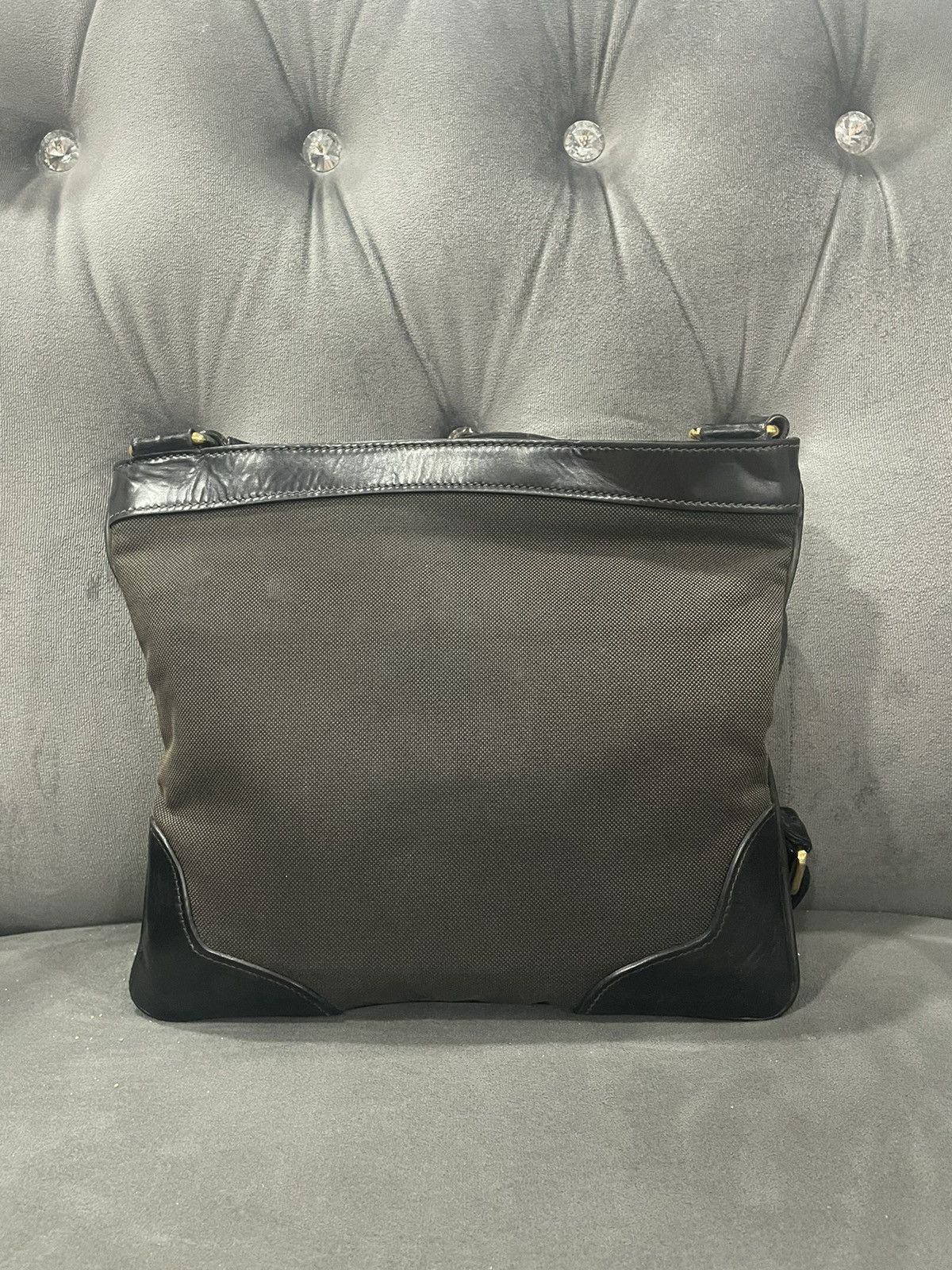 Prada Authentic PRADA Nylon Shoulder Bag Size ONE SIZE - 3 Thumbnail