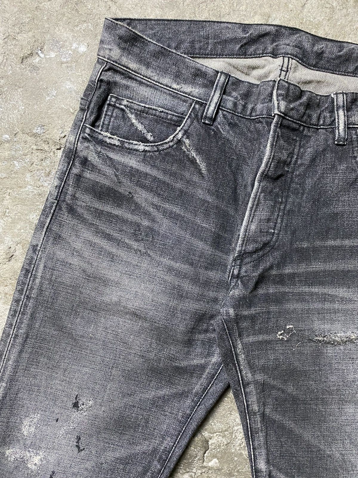 Balmain Balmain Distressed Denim Shorts Size US 32 / EU 48 - 2 Thumbnail