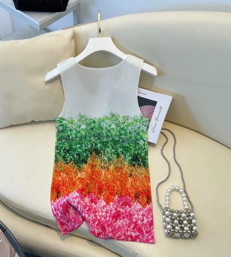 Issey Miyake issey miyake Hydrangea pleated vest 2505-Nextarrow Size M / US 6-8 / IT 42-44 - 3 Thumbnail