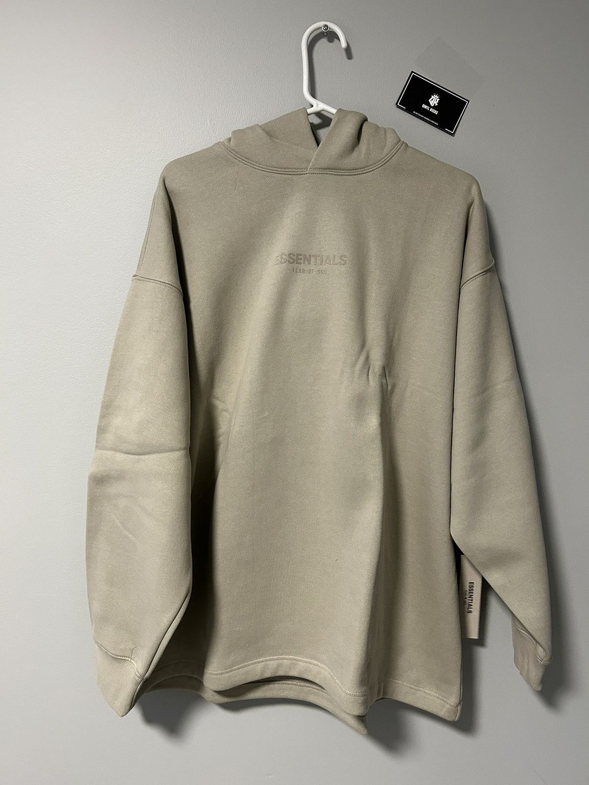 Fear of God Essentials Relaxed Hoodie Wheat