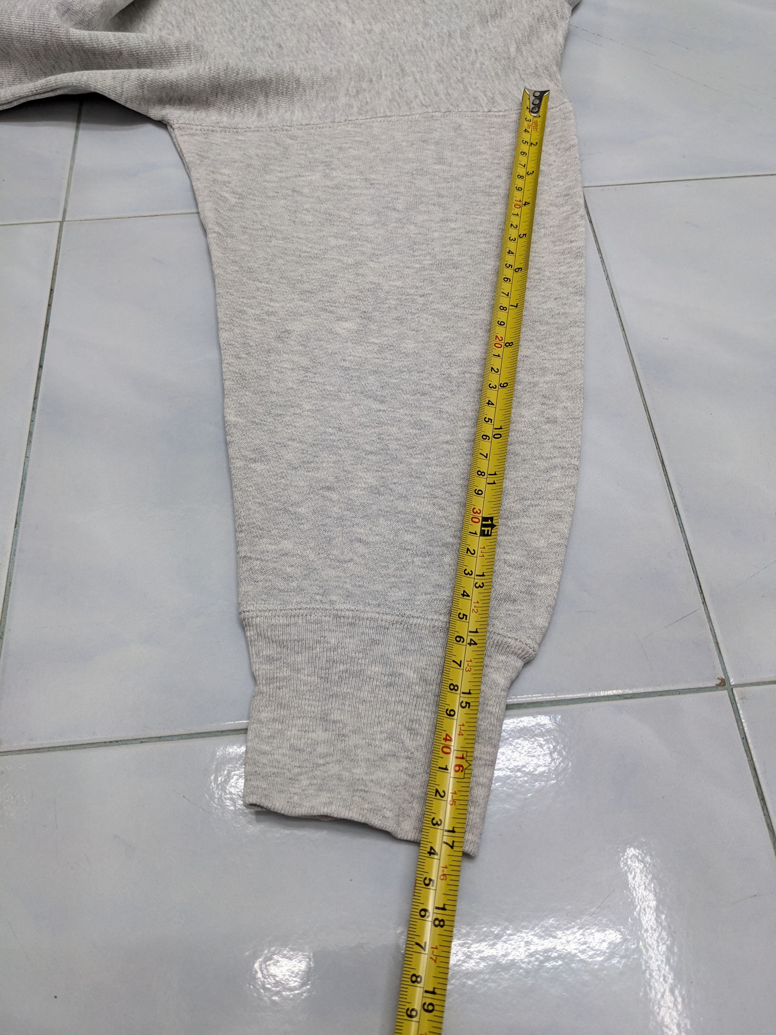 Undercover × Uniqlo Japanese Brand Uniqlo Undercover Sweatshirt Size US M / EU 48-50 / 2 - 7 Thumbnail