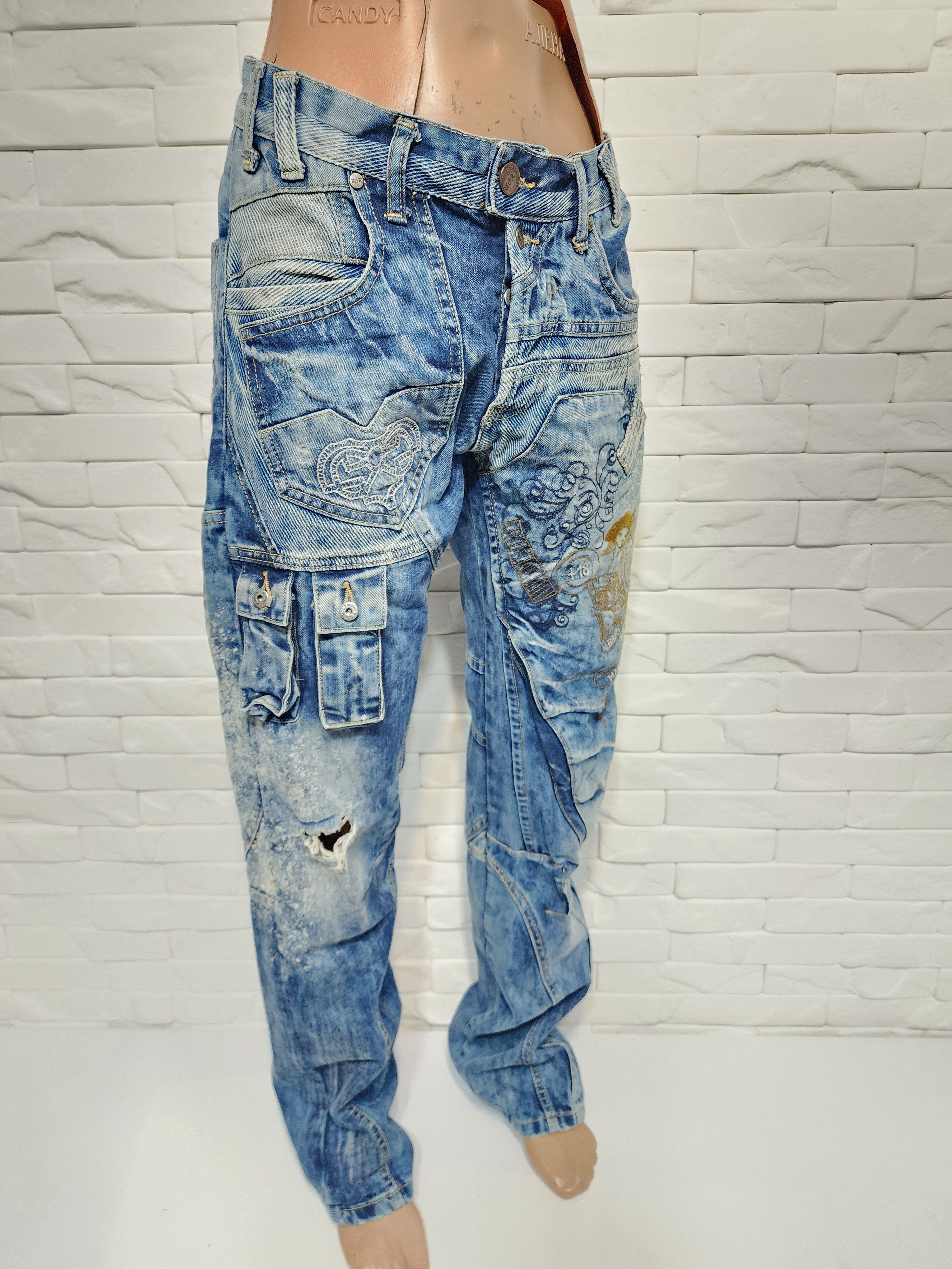 Uniqlo Blue Denim Jeans Mens: Avant-Garde Design Size US 34 / EU 50 - 2 Thumbnail