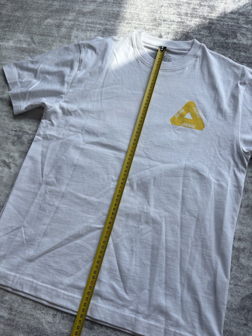 Palace Palace Ukraine Tri Lingual T-Shirt White Size US S / EU 44-46 / 1 - 11 Thumbnail