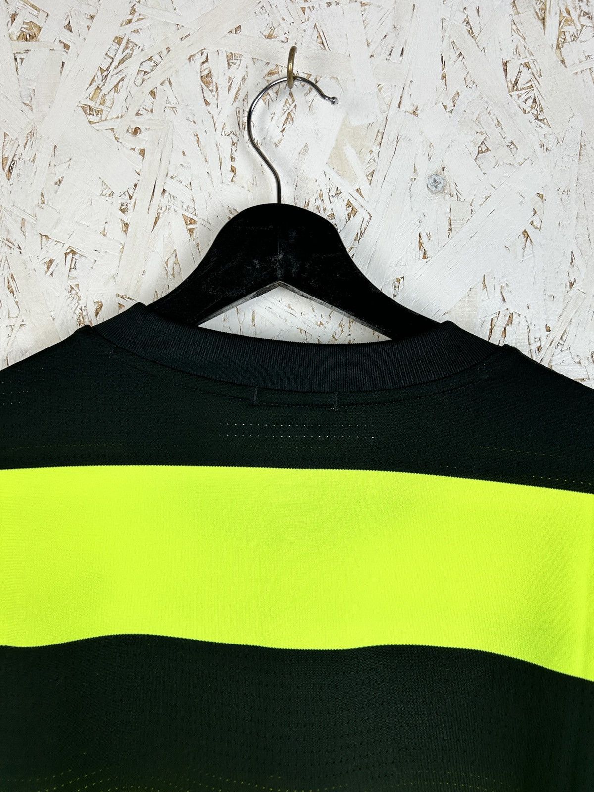 Nike 00s Nike Celtic FC 2009/10 Away Kit Soccer Jersey XL Size US XL / EU 56 / 4 - 8 Thumbnail