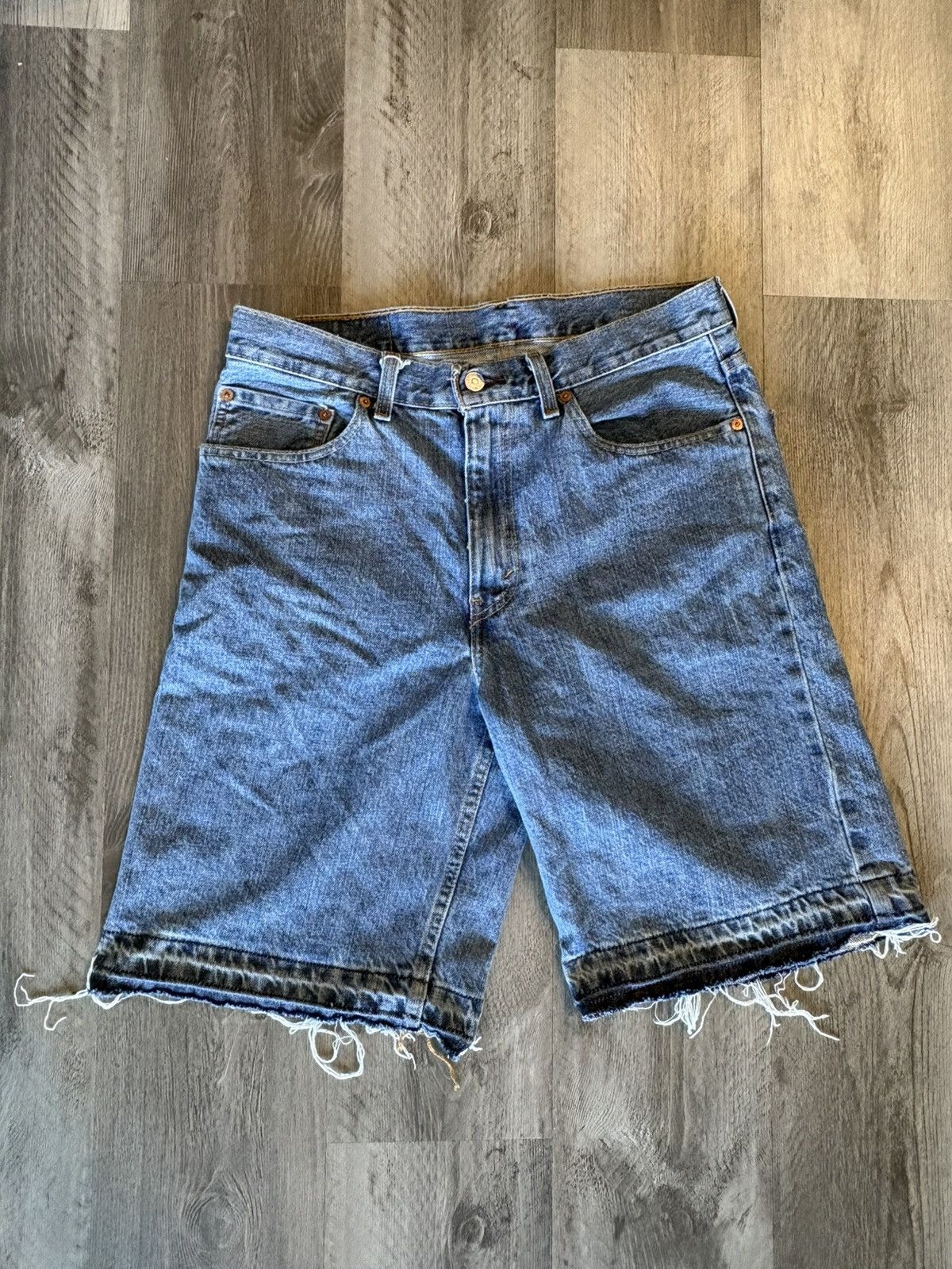 Levi's Levi’s Blue Denim Shorts Size US 32 / EU 48 - 1 Thumbnail