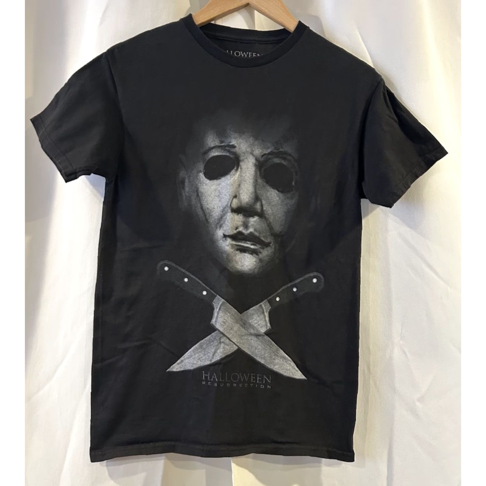 Vintage Halloween Resurrection Michael Myers Movie T-Shirt Size S Mens Black Cotton Knit Short Sleeve Round Neck Graphic Print Regular Fit Size US S / EU 44-46 / 1 - 2 Thumbnail