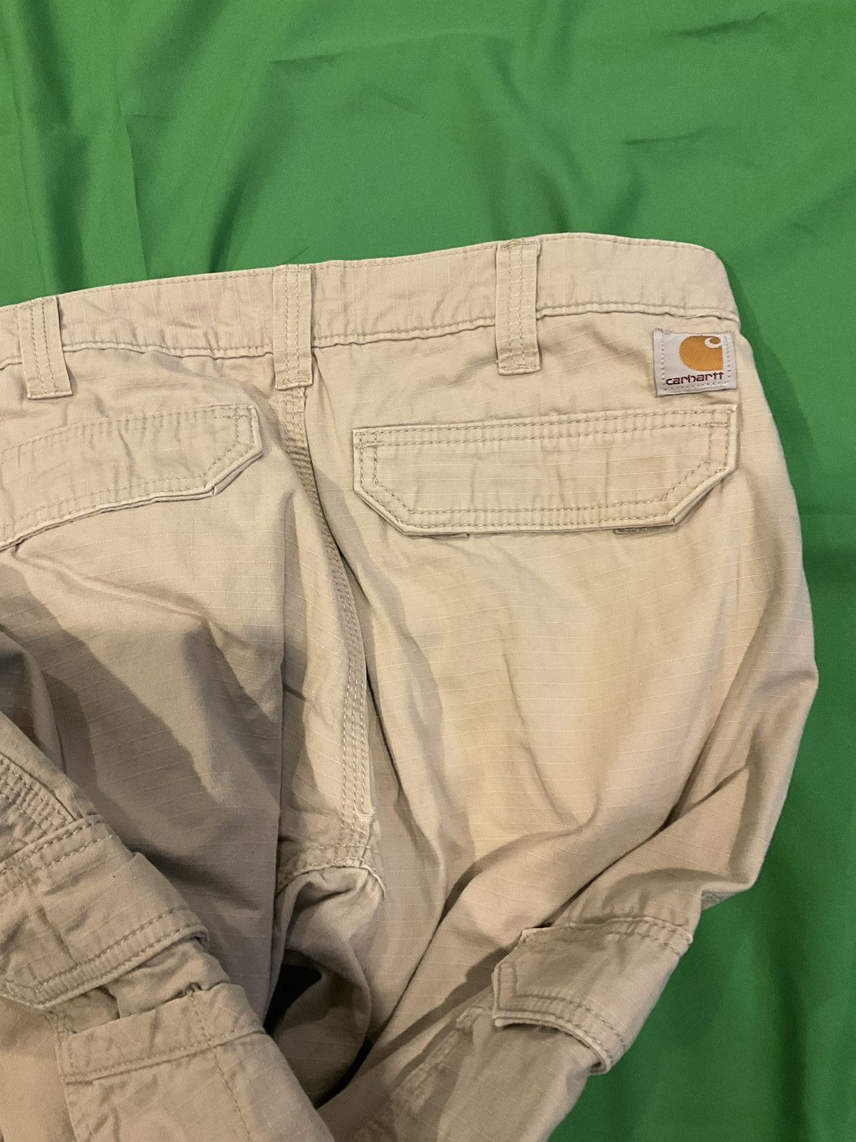 Carhartt × Vintage Vintage Tan Carhartt cargo pants Size US 34 / EU 50 - 2 Thumbnail